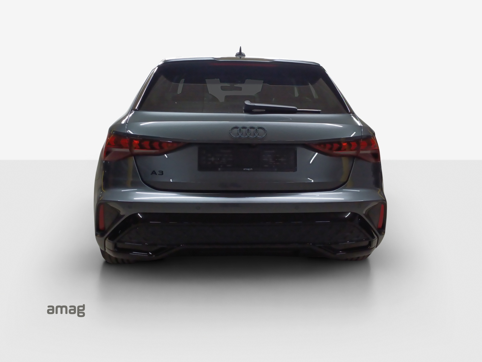 AUDI A3 Sportback TFSI 110 kW S line S tronic-image-3