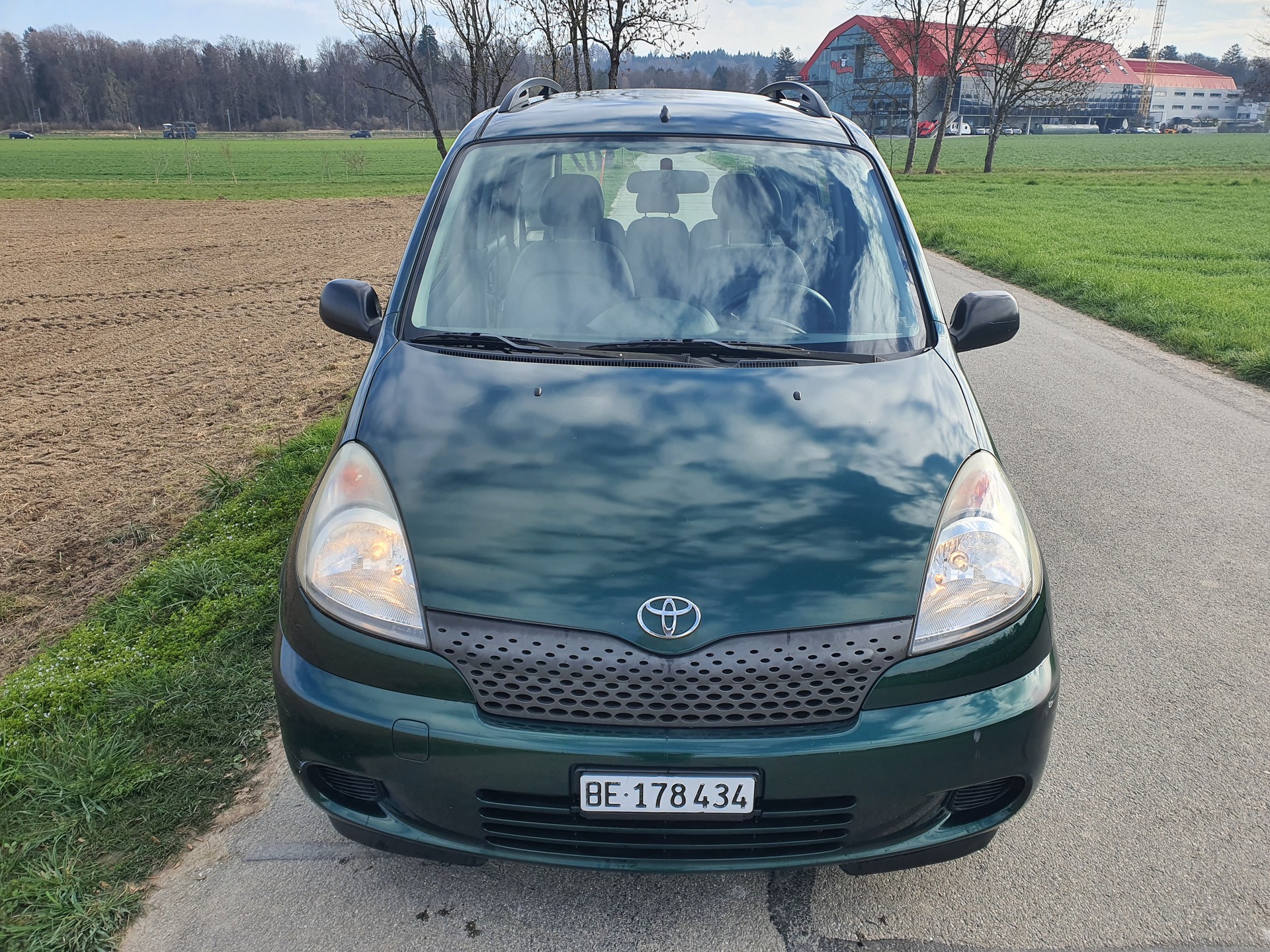 TOYOTA Yaris Verso 1.3 Linea Luna