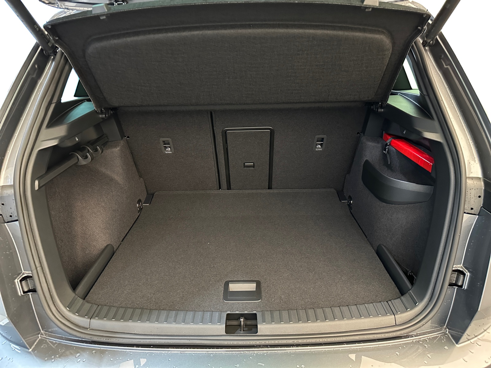 SKODA Karoq 2.0 TSI Dynamic Limited Edition 4x4 DSG-image-12
