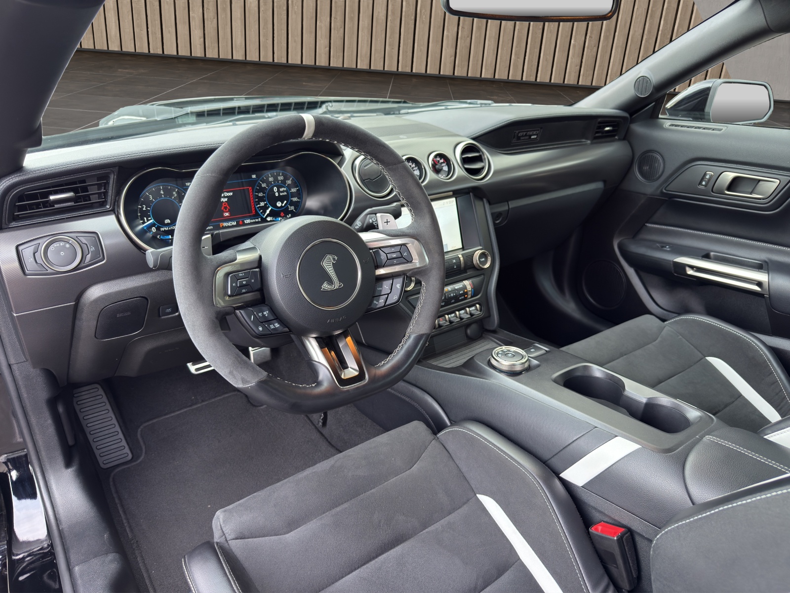 FORD Shelby GT500 Recaro-image-5