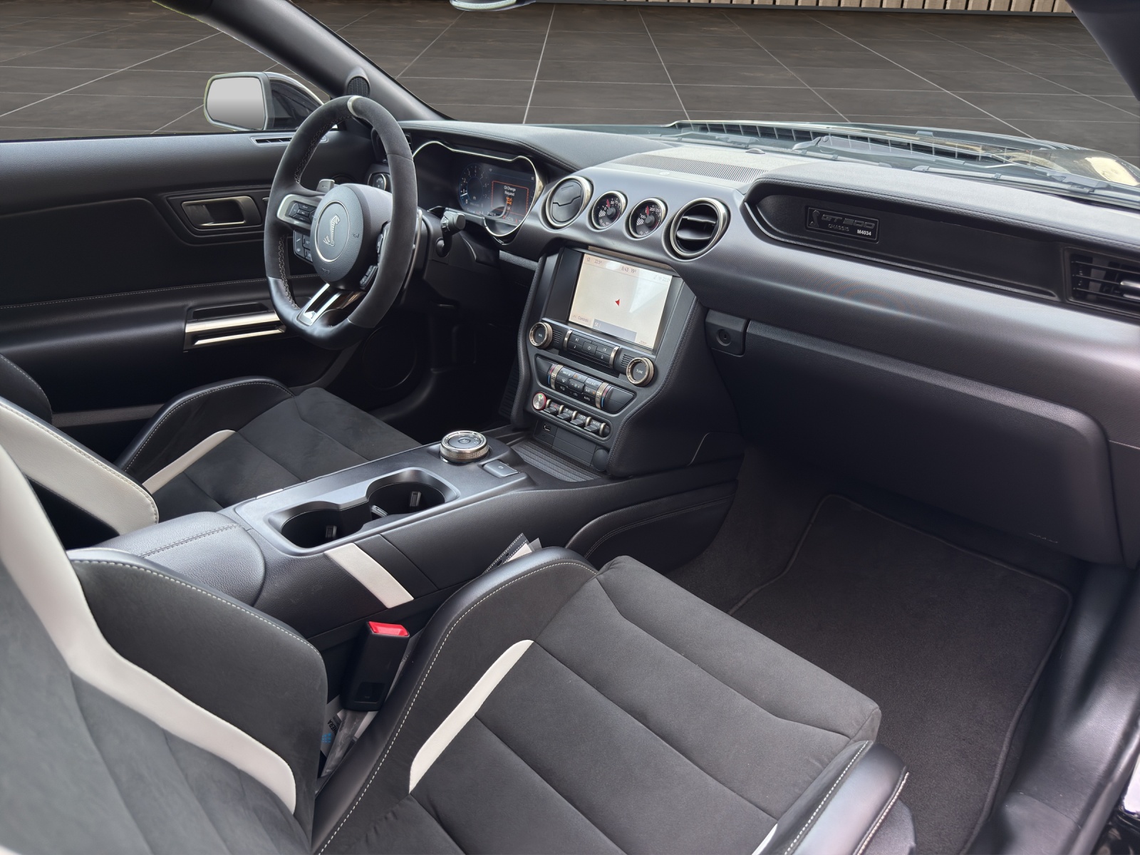 FORD Shelby GT500 Recaro-image-8