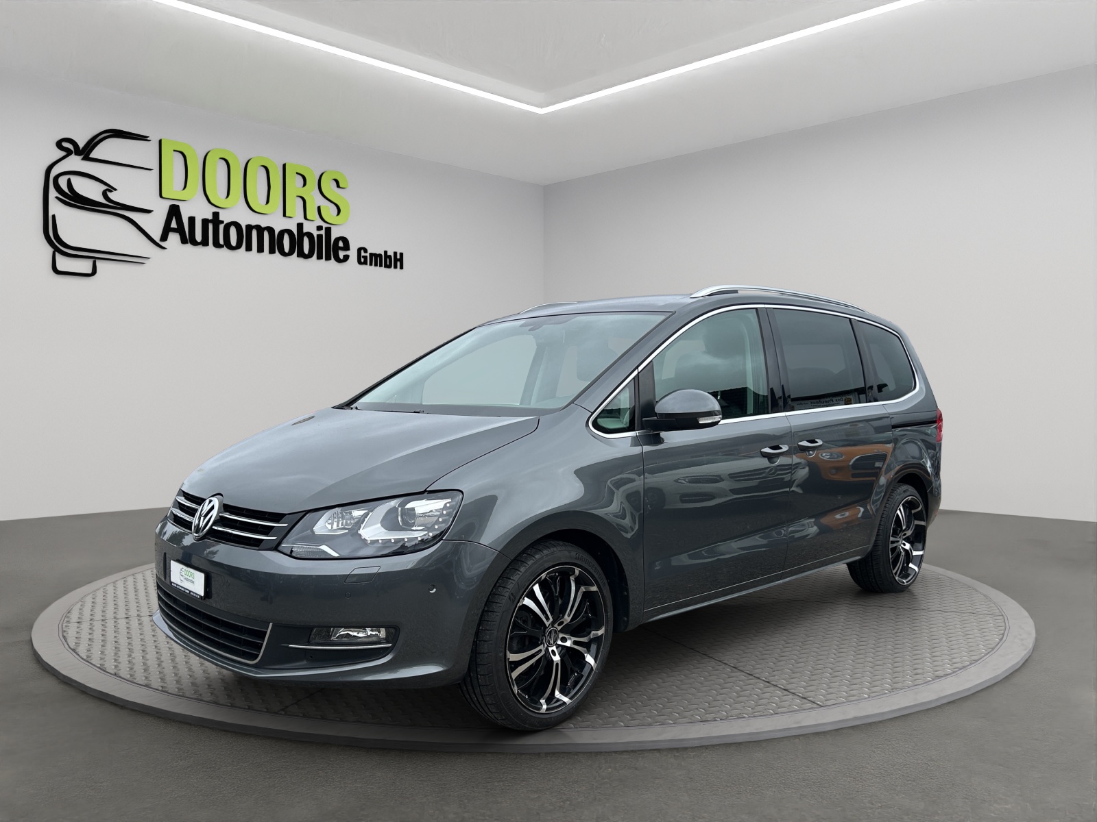 VW Sharan 2.0 TDI BlueMotion Technology Highline DSG-image-2