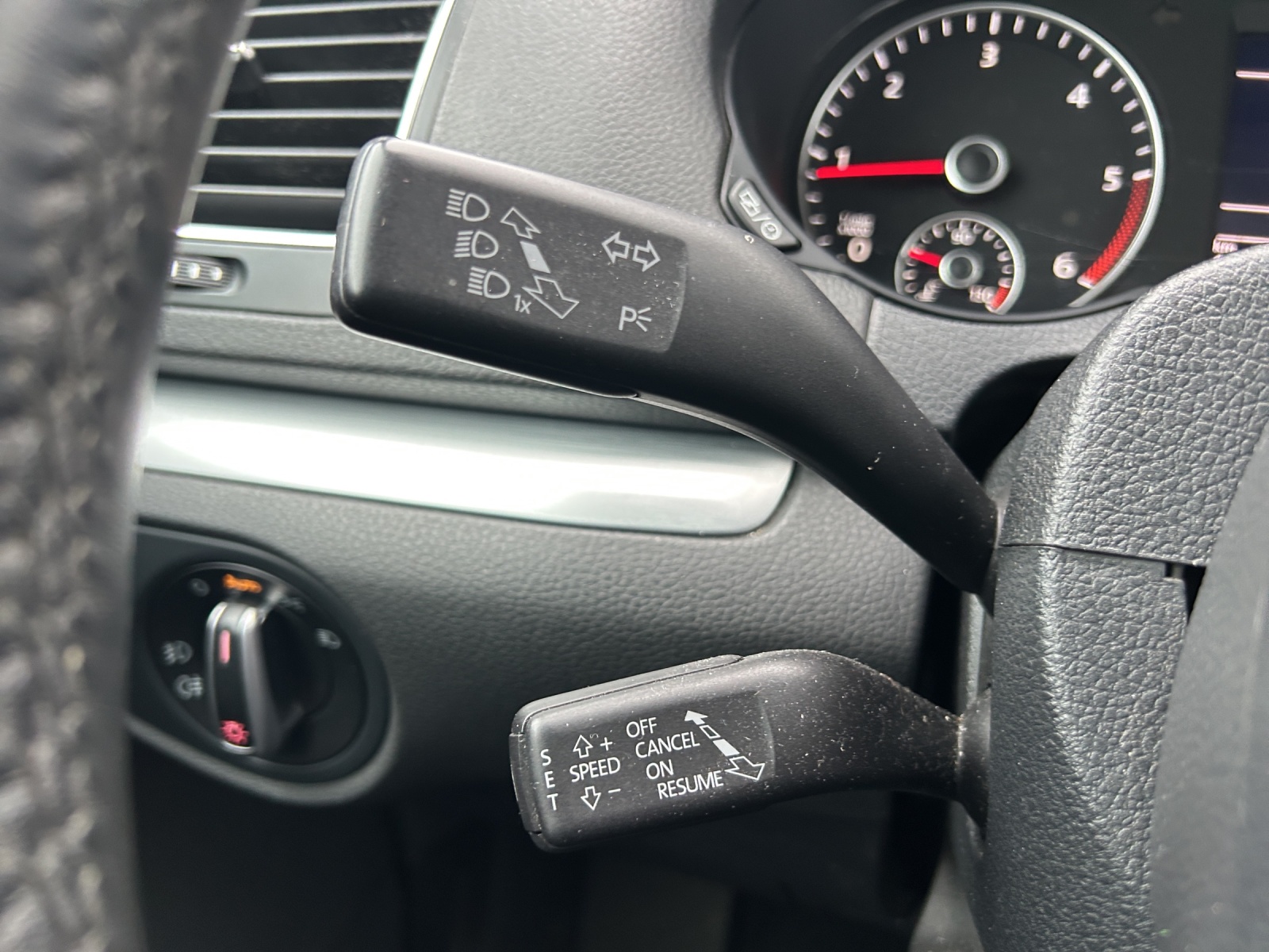 VW Sharan 2.0 TDI BlueMotion Technology Highline DSG-image-19