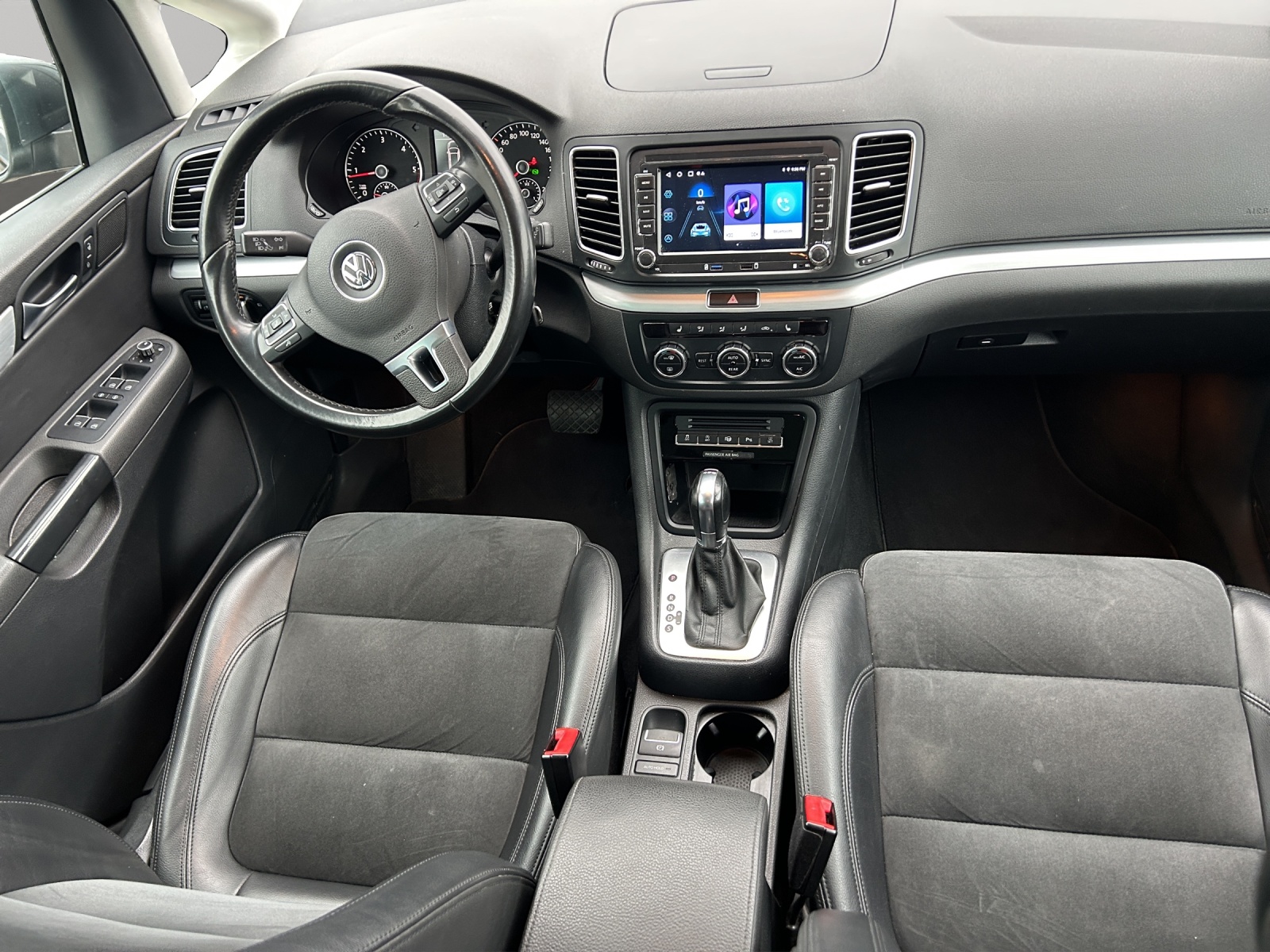 VW Sharan 2.0 TDI BlueMotion Technology Highline DSG-image-10