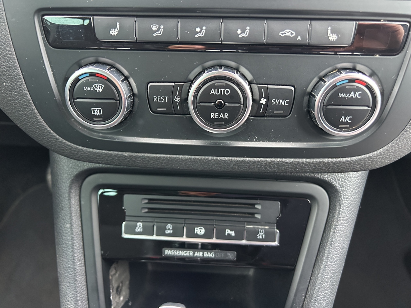 VW Sharan 2.0 TDI BlueMotion Technology Highline DSG-image-12