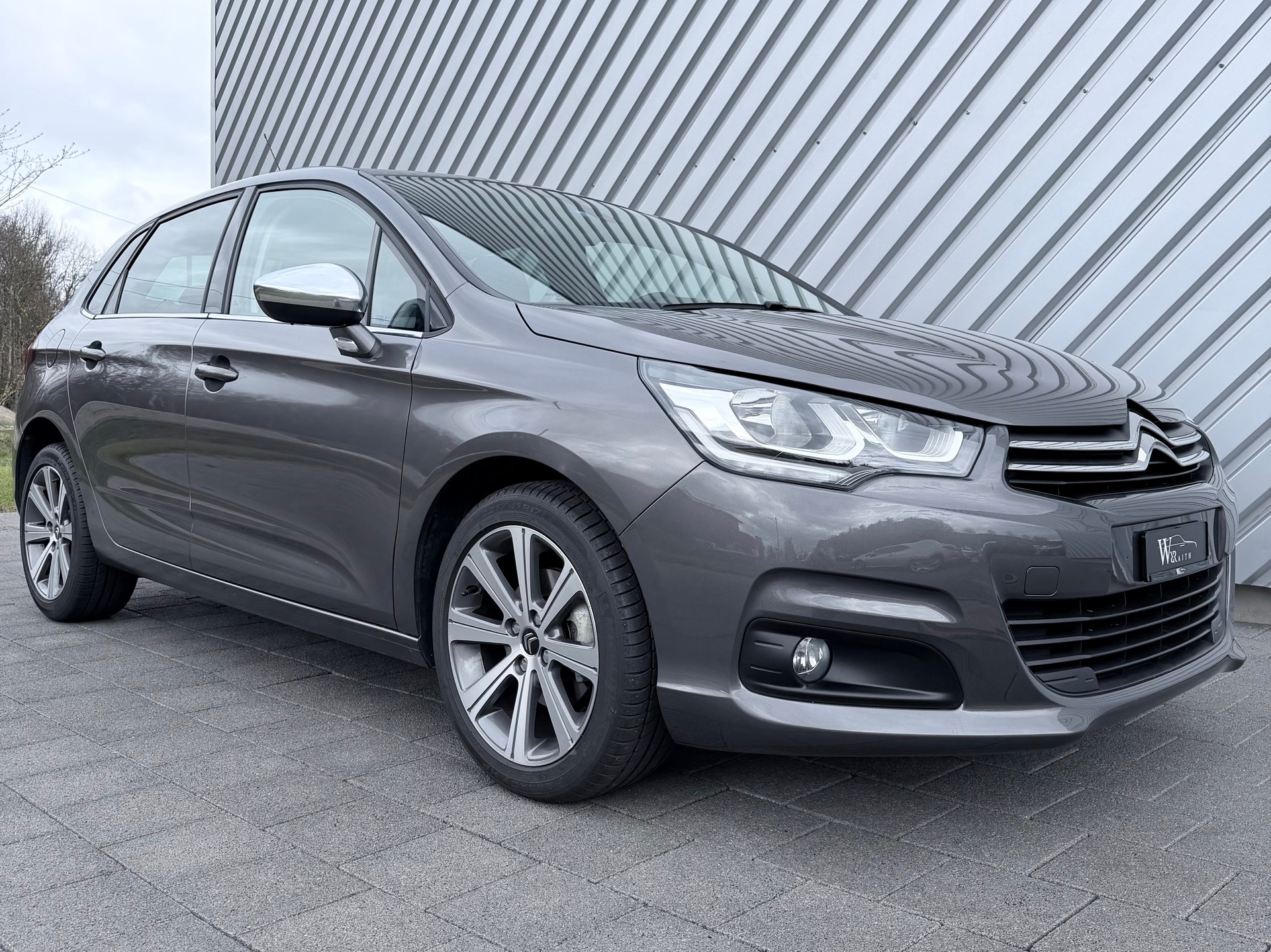 CITROEN C4 1.2 Pure Tech Shine Automatic