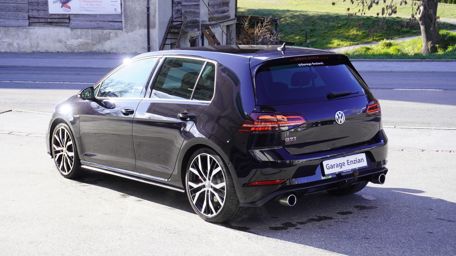 VW Golf 2.0 TSI GTI Performance DSG-image-9