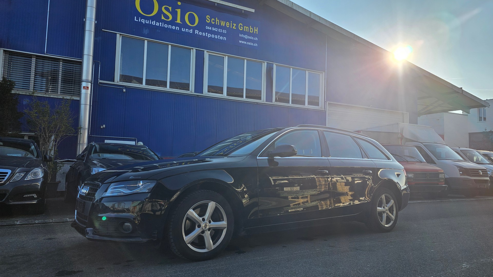 AUDI A4 Avant 2.0 TDI-showroom-element-2