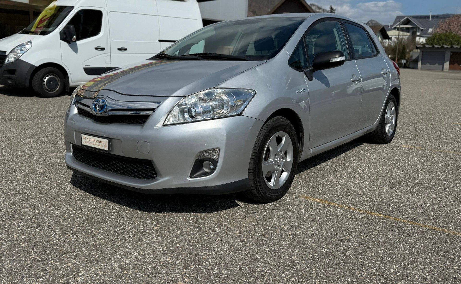 TOYOTA Auris 1.8 16V HSD Linea Luna-image-0