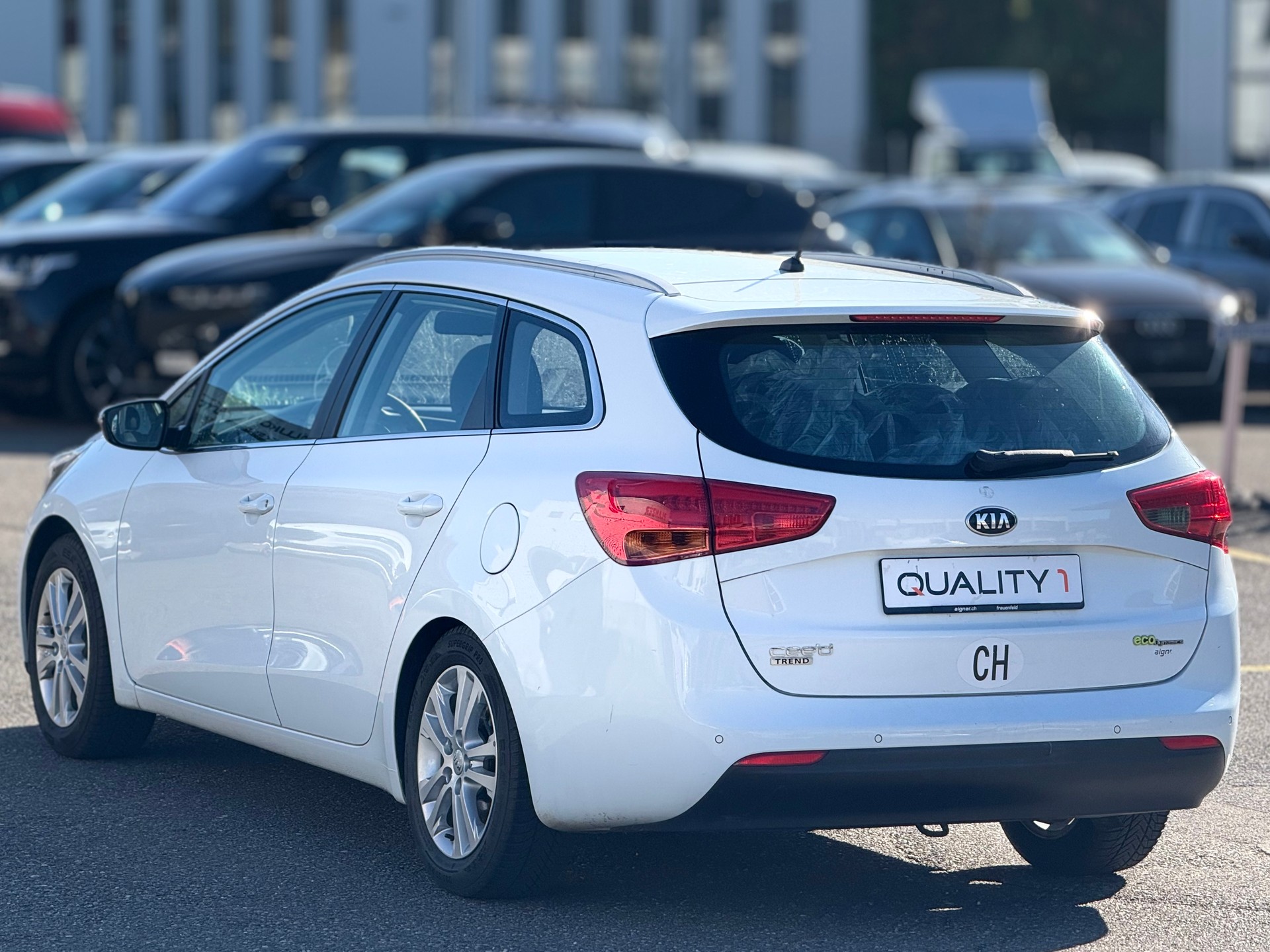 KIA Cee'd Sportswagon 1.6 CRDi Trend-image-1