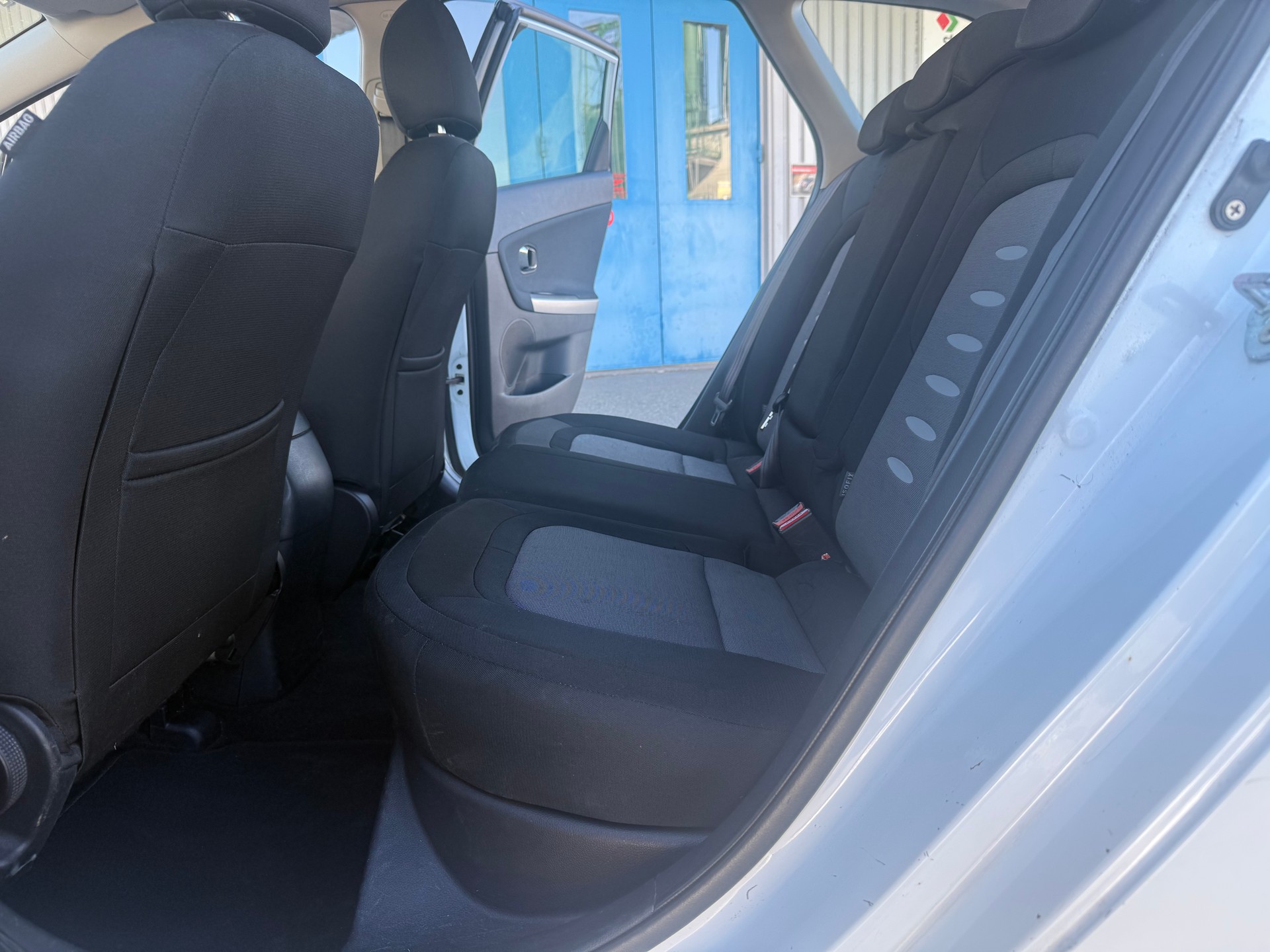 KIA Cee'd Sportswagon 1.6 CRDi Trend-image-8