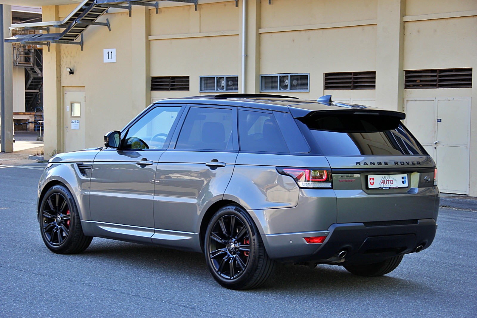 LAND ROVER Range Rover Sport 3.0 SDV6 HSE Dynamic Automatic-image-2