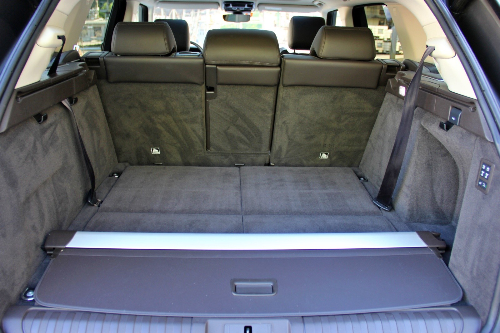 LAND ROVER Range Rover Sport 3.0 SDV6 HSE Dynamic Automatic-image-16