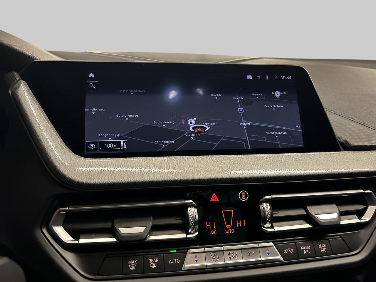 BMW M135i xDrive-image-17