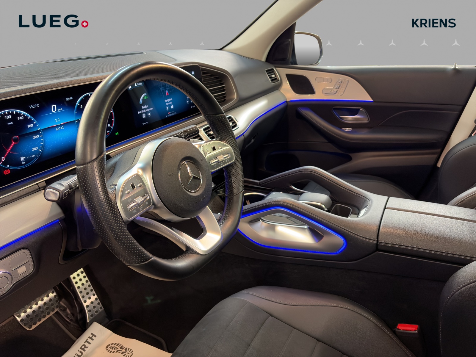 MERCEDES-BENZ GLE 300 d 4M - AMG / DISTRONIC / 360 Grad Kamera / Panorama-Dach-image-11