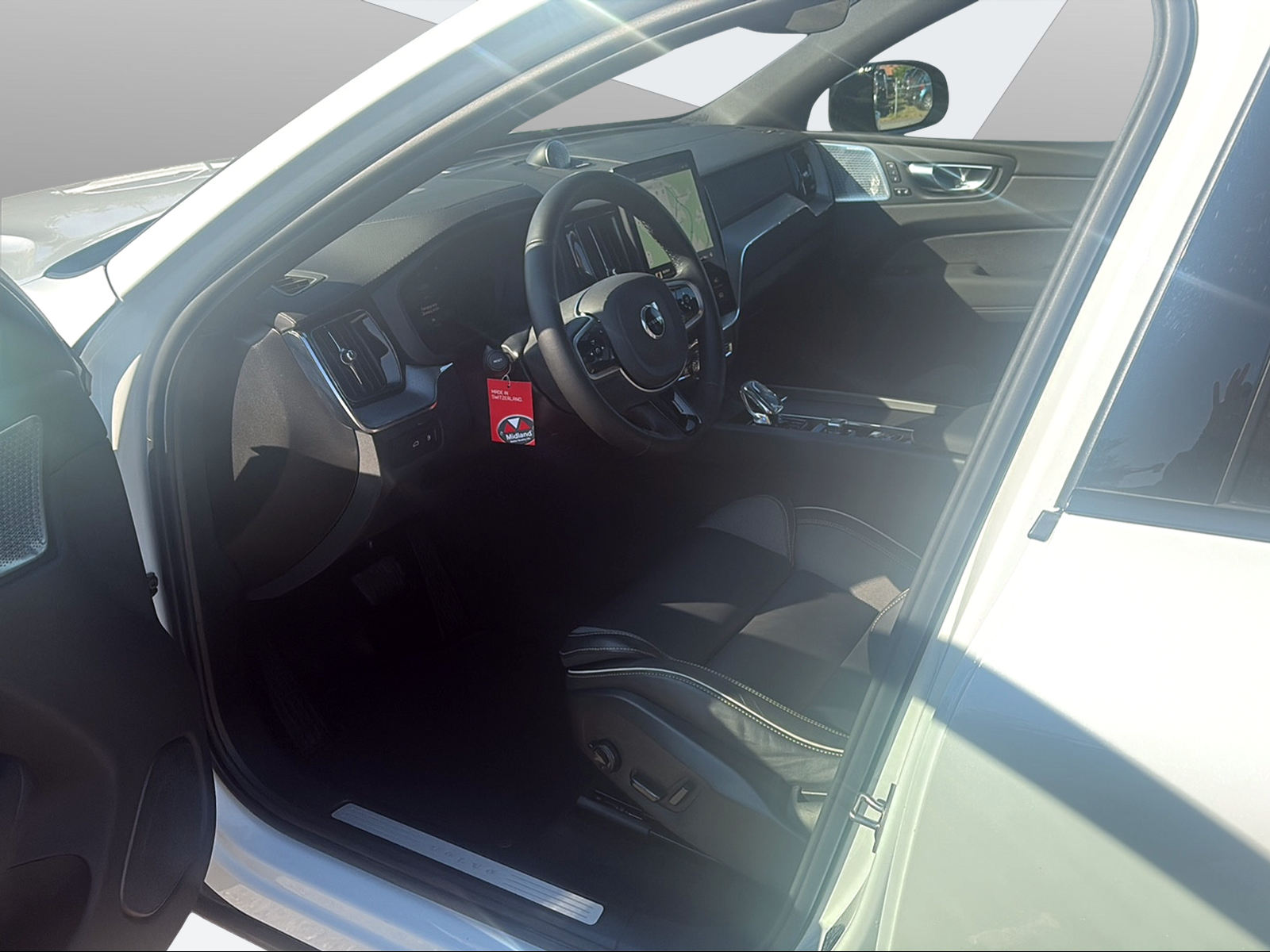 VOLVO XC60 2.0 T8 TE Polestar eAWD-image-9