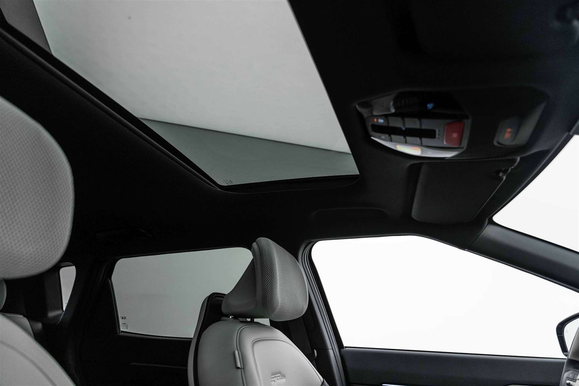 KIA EV4 81,4 kWh GT-Line Automat 204PS NEW-image-12