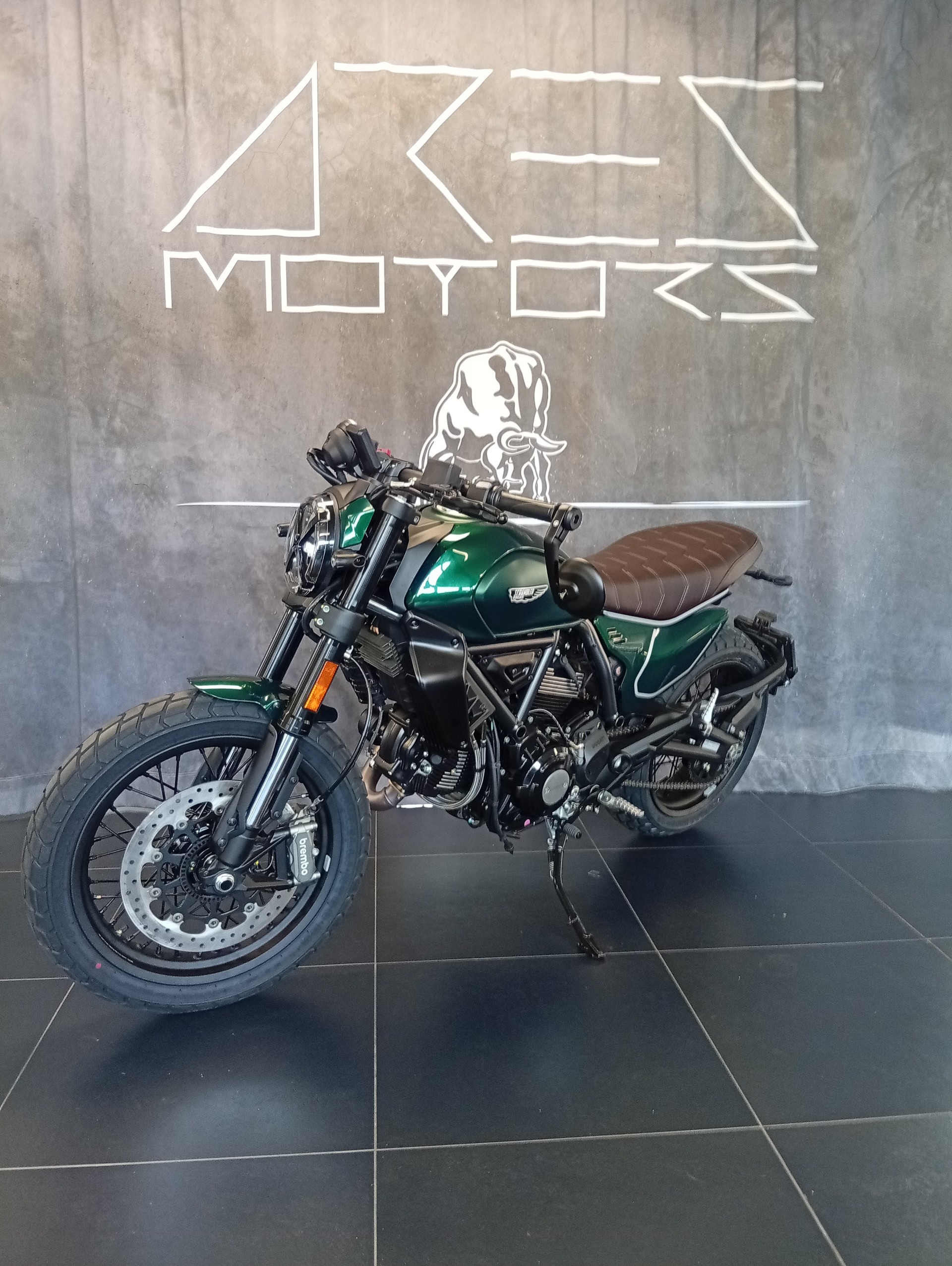 DUCATI SCRAMBLER NIGHTSHIFT-showroom-element-3