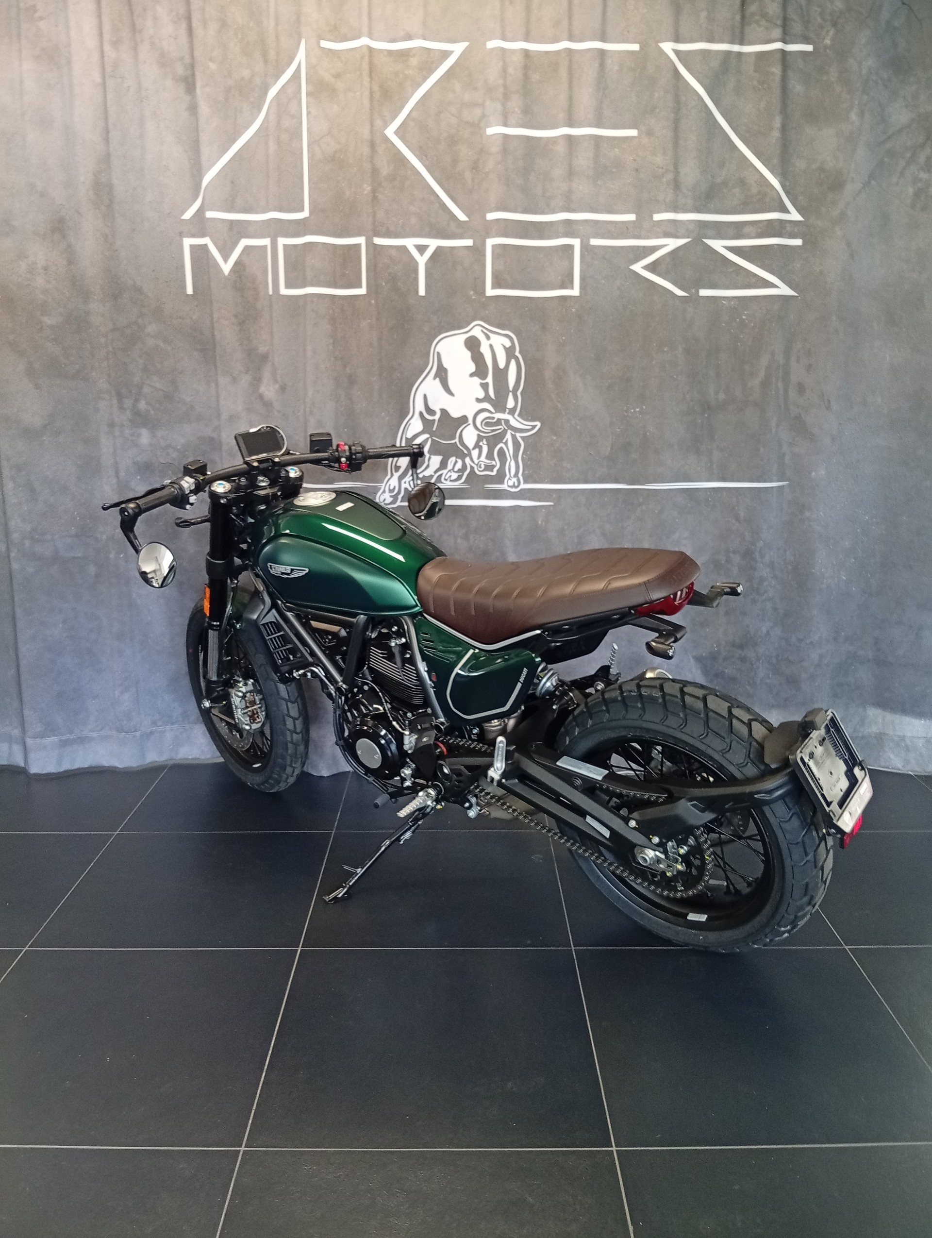 DUCATI SCRAMBLER NIGHTSHIFT-image-5
