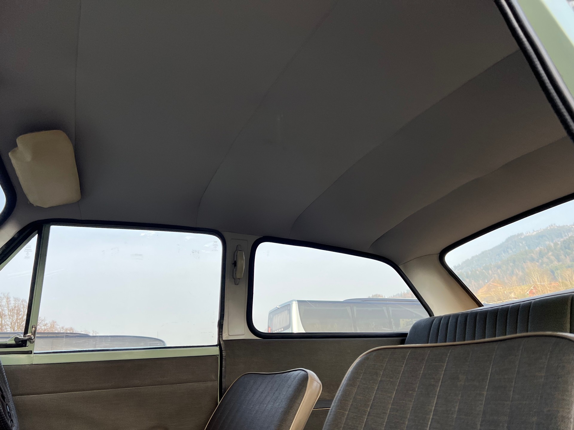 RELIANT Rebel 700 Saloon-image-17