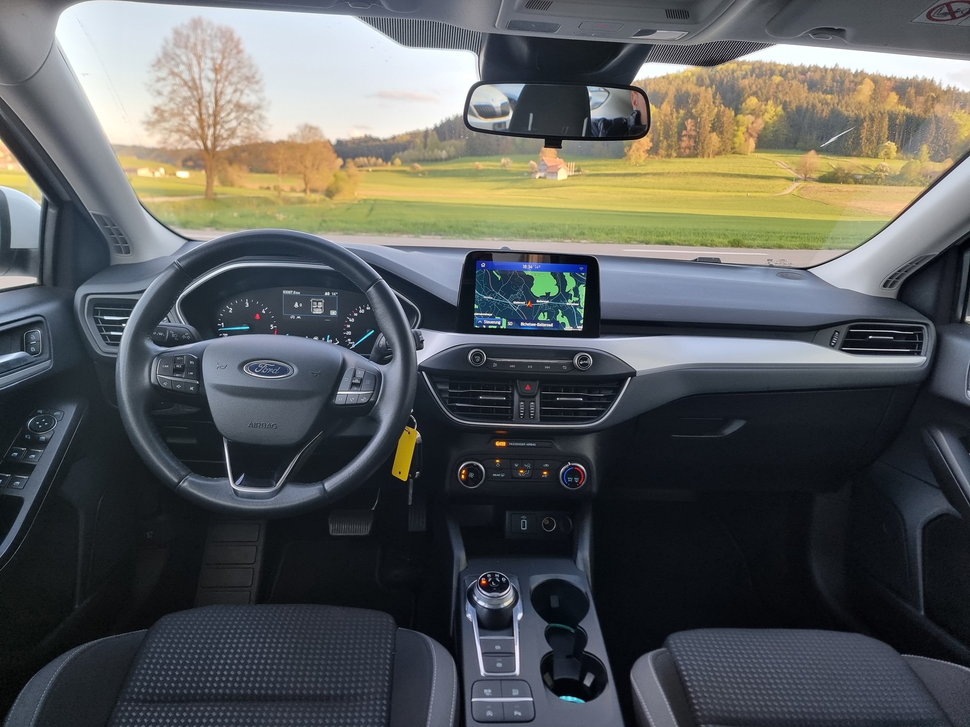 FORD Focus 1.5 TDCi Cool Connect Automatic-image-5