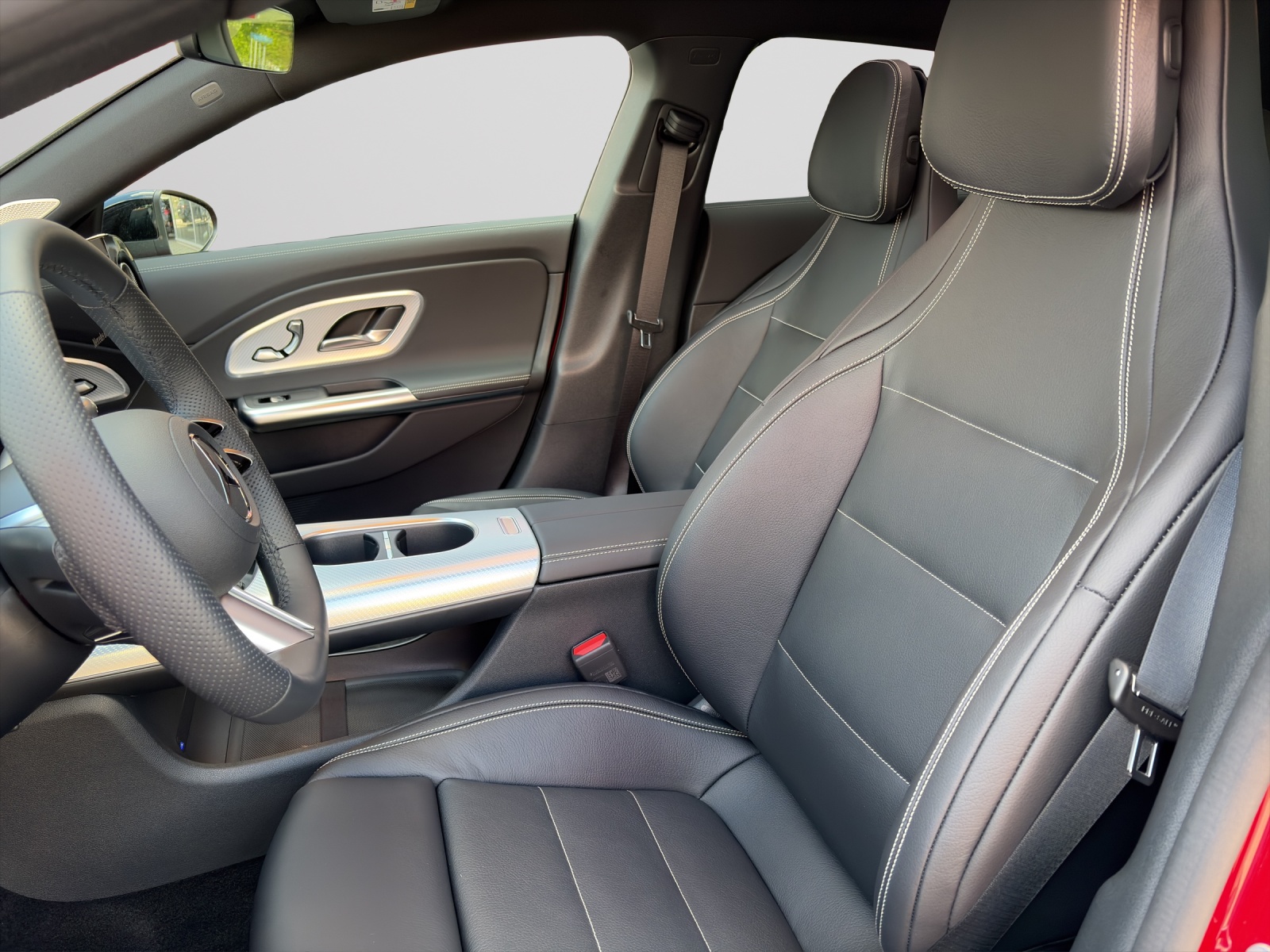 MERCEDES-BENZ CLA SB 350 4M 85 kWh EQ-image-7