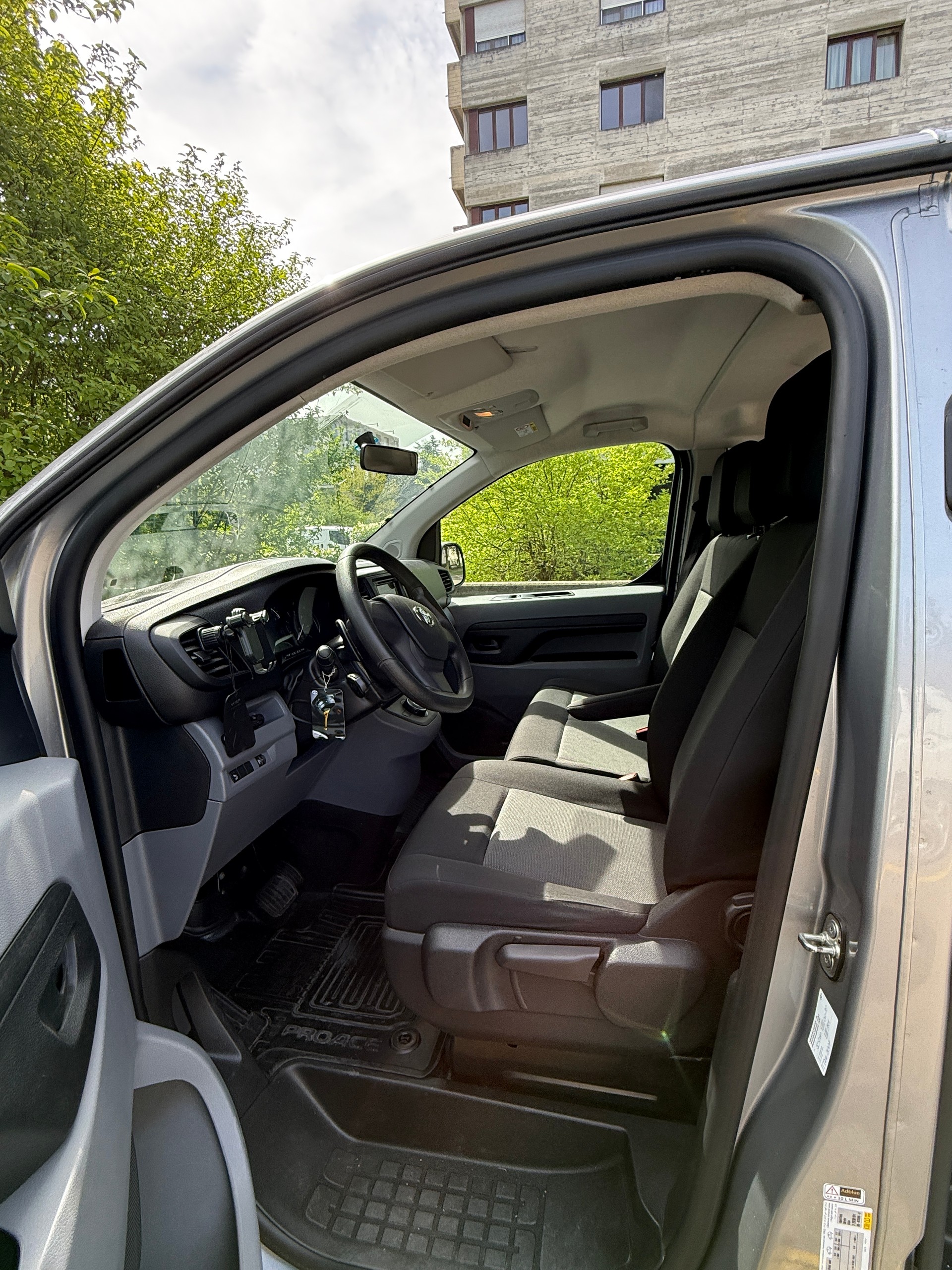 TOYOTA 2.0 D PROACE Automat-image-9