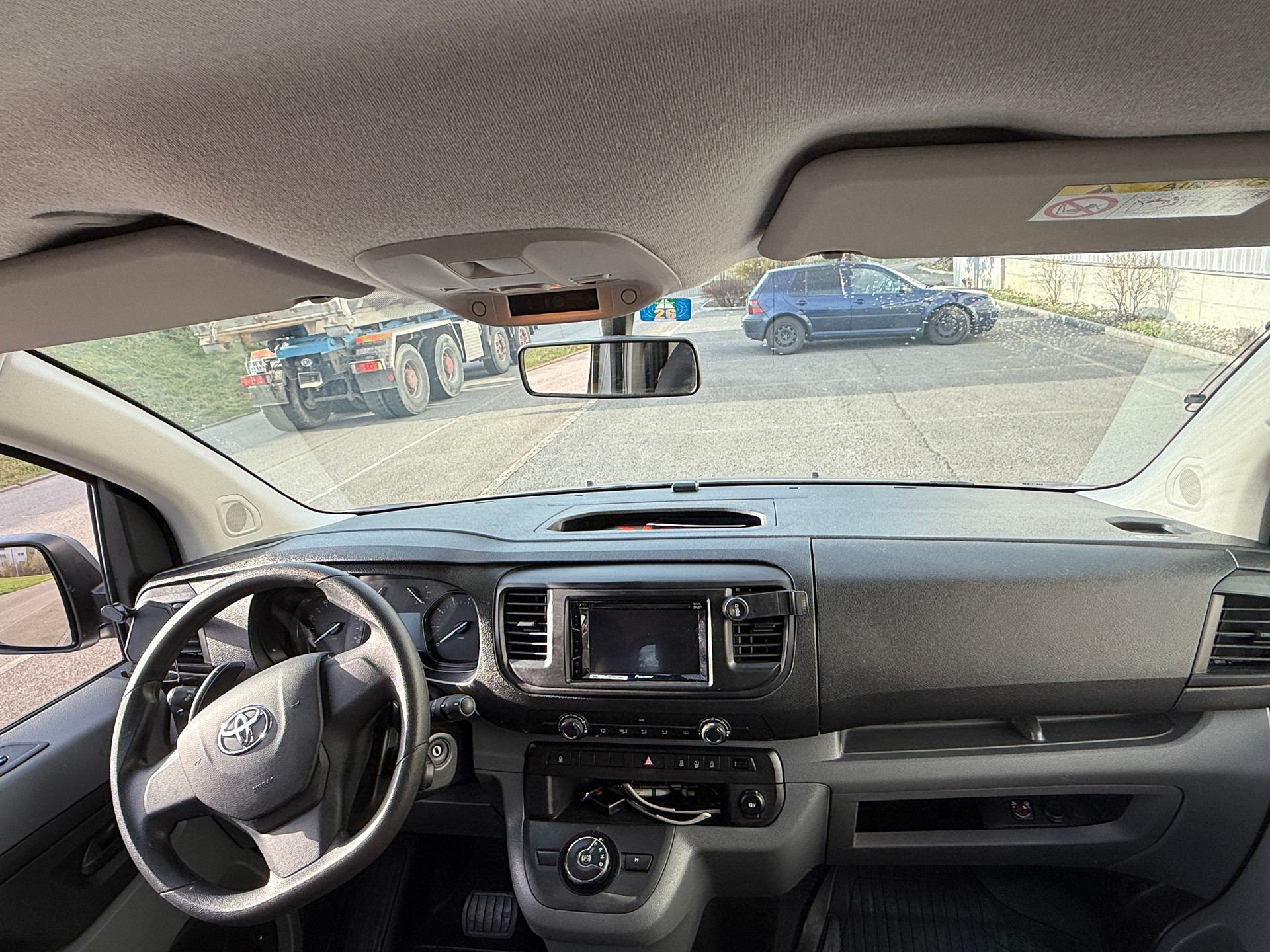 TOYOTA 2.0 D PROACE Automat-image-4