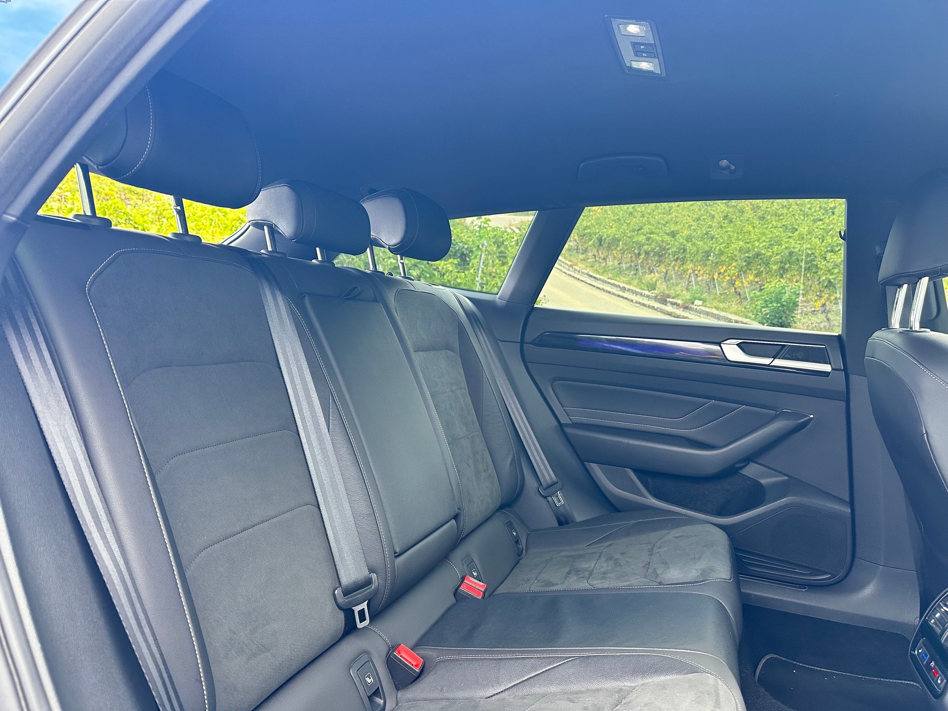 VW Arteon SB 2.0 TDI R-Line 4Motion DSG * Crochet*-image-19