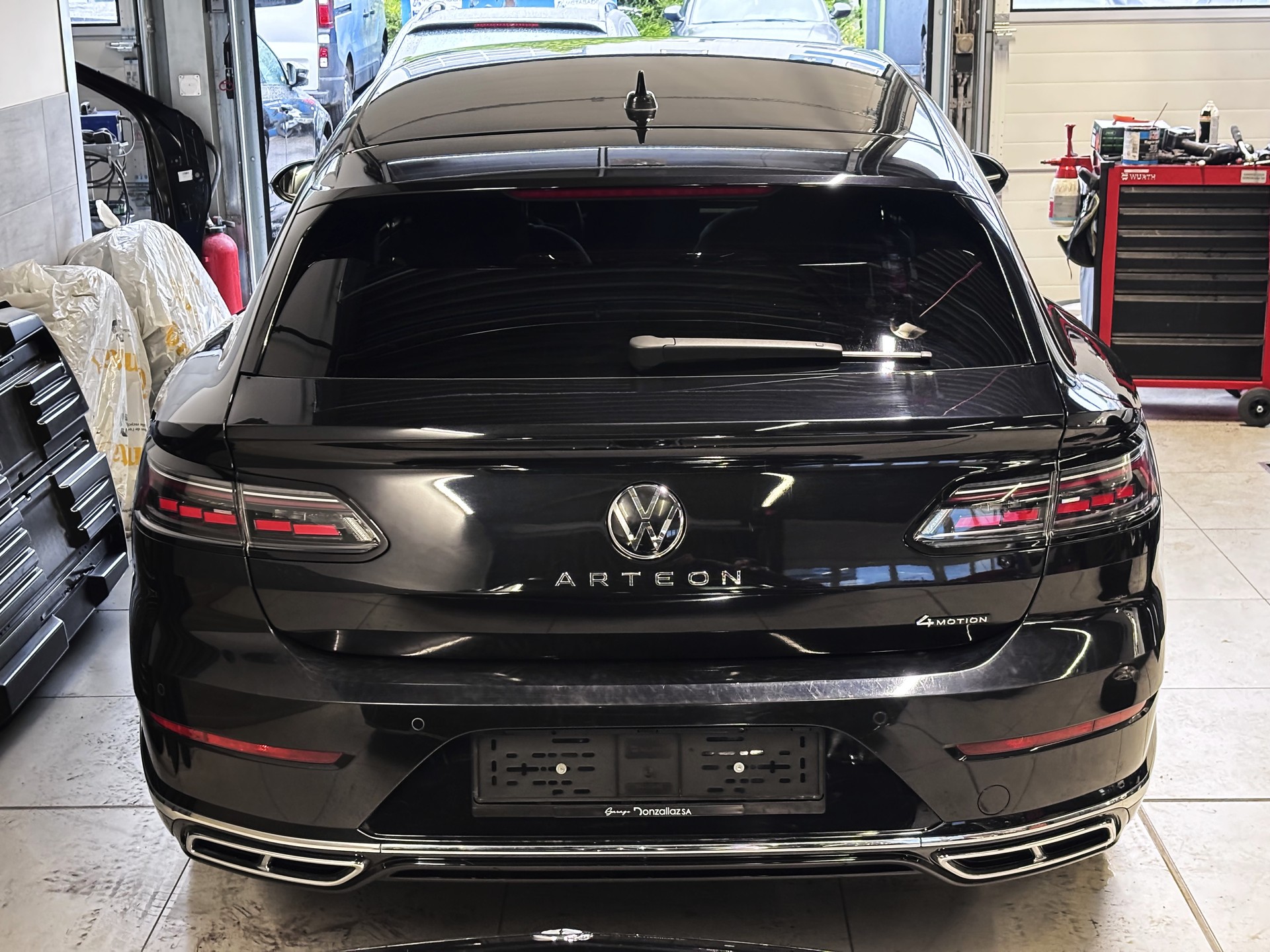 VW Arteon SB 2.0 TDI R-Line 4Motion DSG-image-2