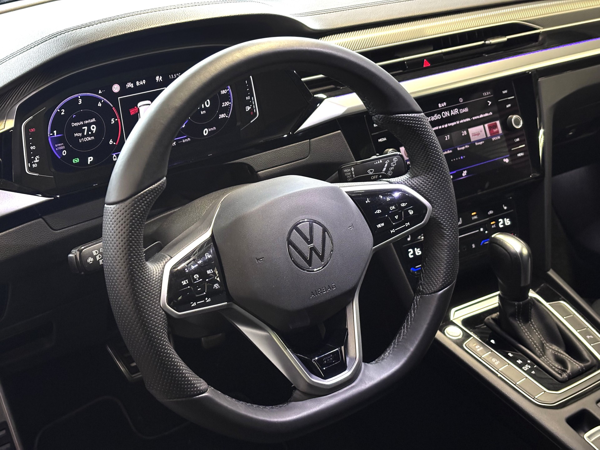 VW Arteon SB 2.0 TDI R-Line 4Motion DSG-image-7