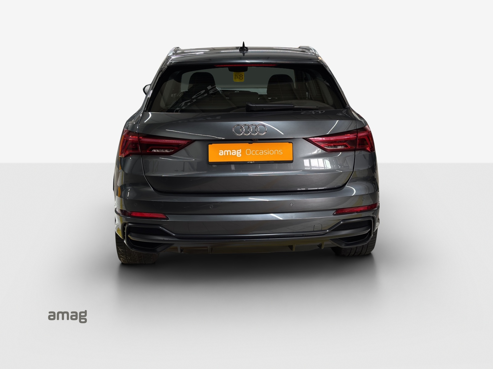 AUDI Q3 35 TFSI S line Attraction S-tronic-image-3