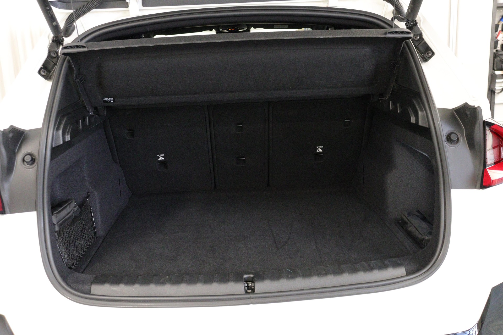 BMW X1 23i xDrive paddles-image-10