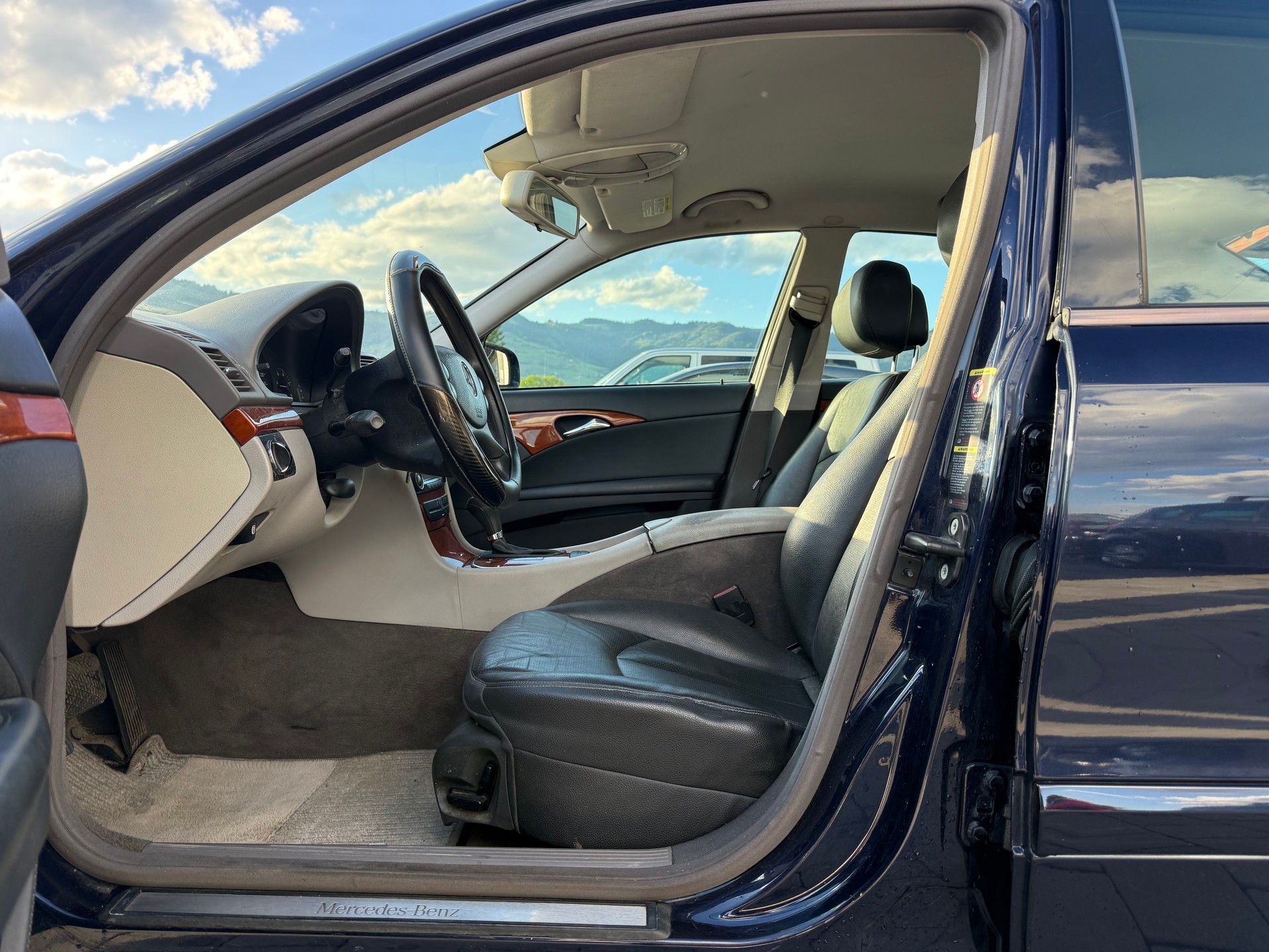 MERCEDES-BENZ E 320 CDI Classic 7G-Tronic-image-8
