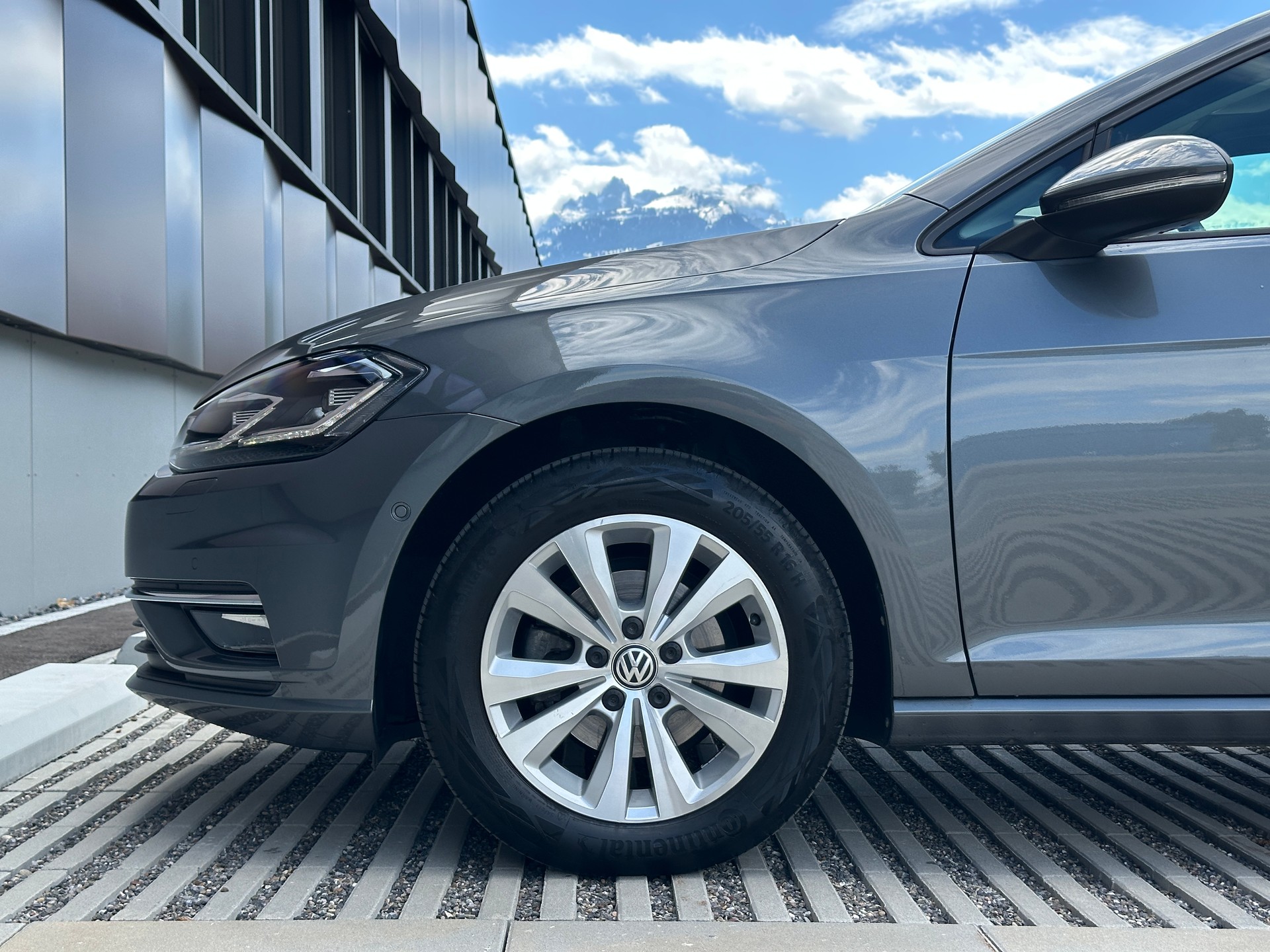 VW Golf 1.0 TSI Comfortline DSG *Facelift* *Fahrassistenzpaket*-image-8