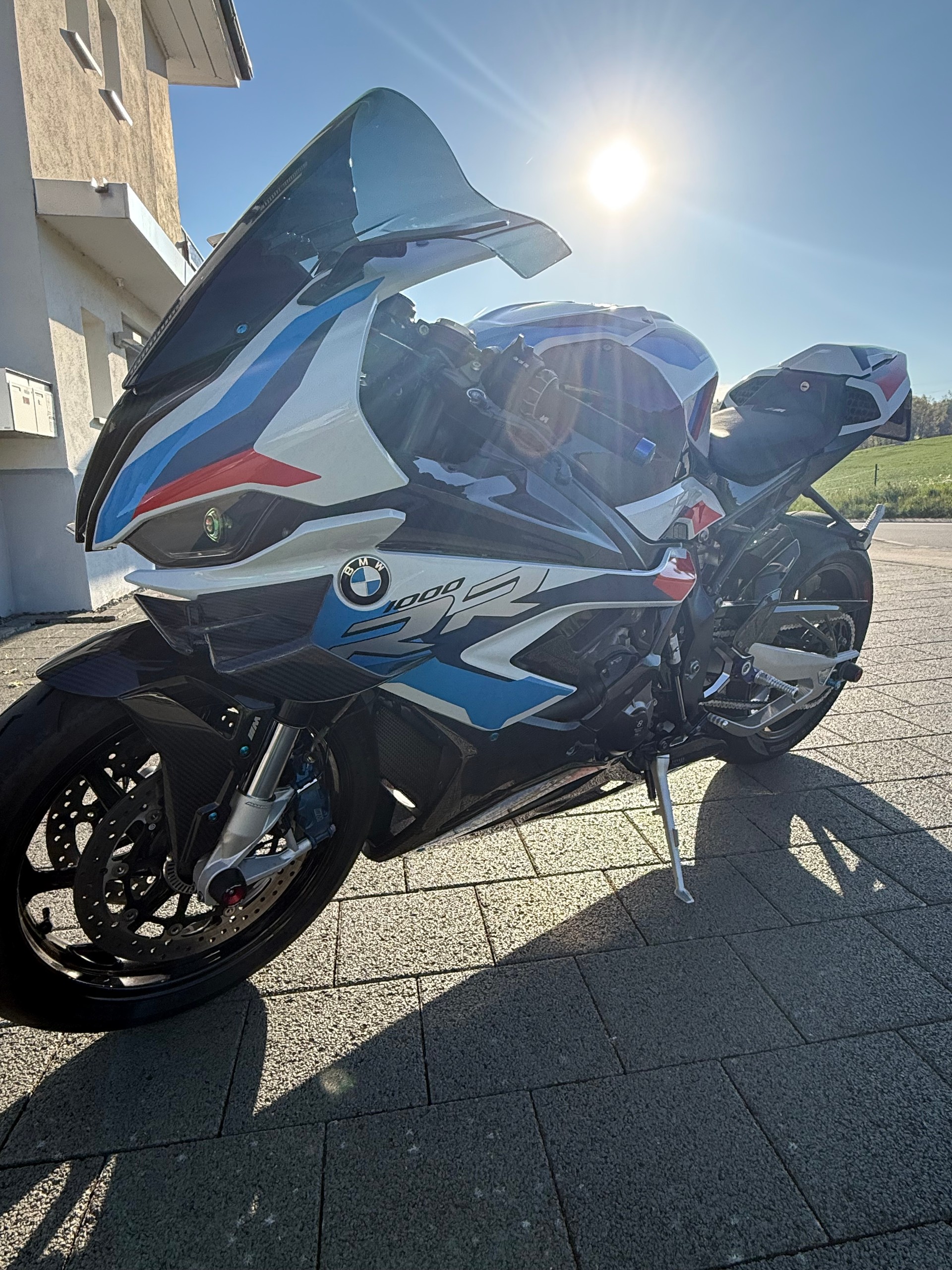 BMW M 1000 RR-image-5