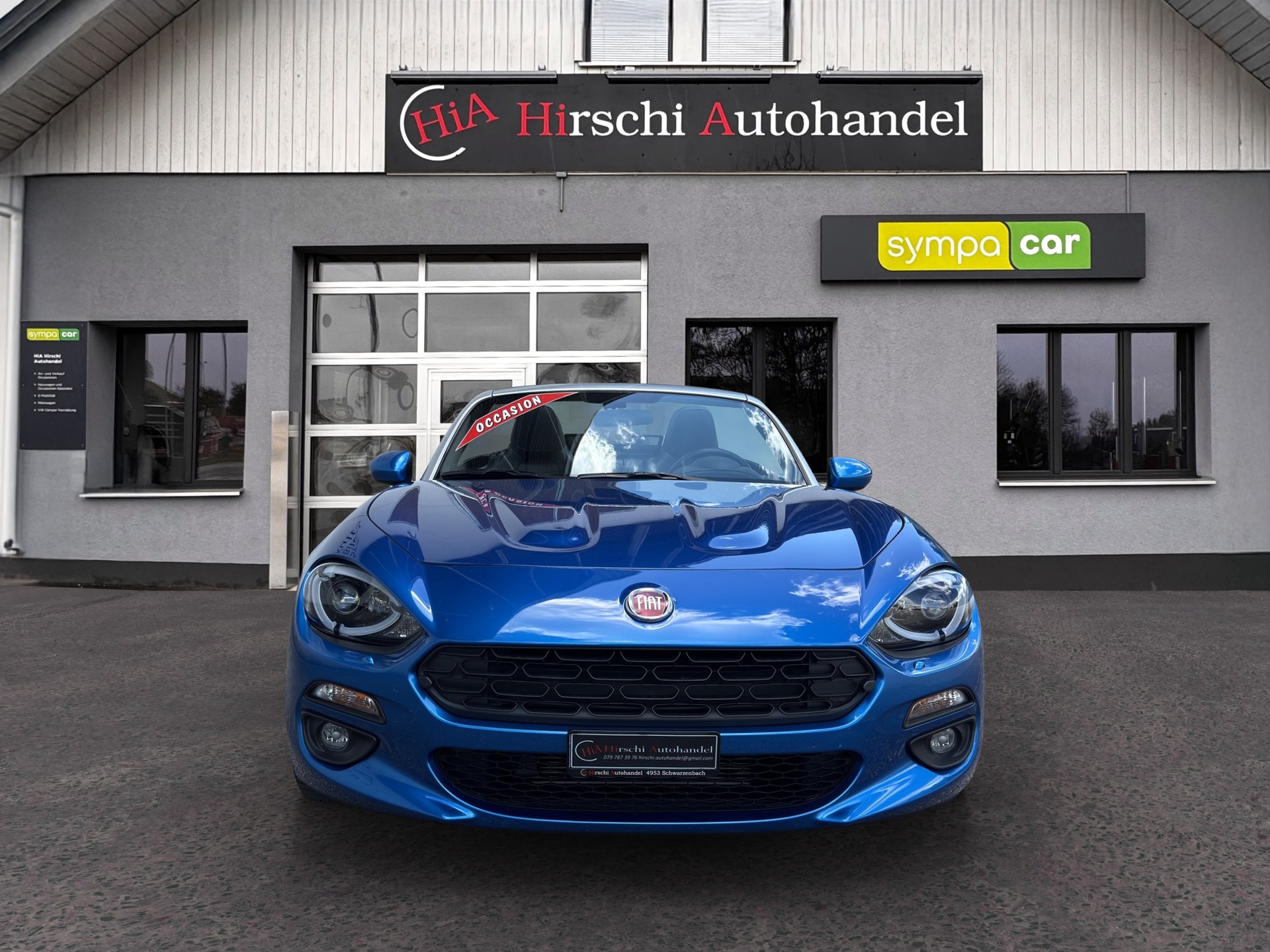 FIAT 124 Spider 1.4 TB Lusso Automatic-showroom-element-3
