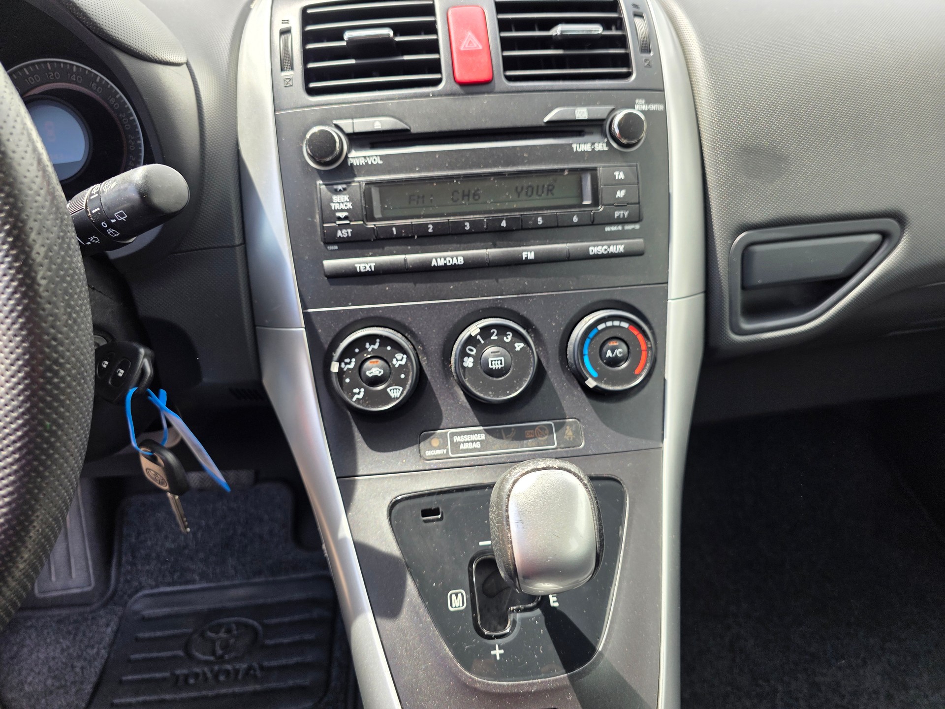 TOYOTA Auris 1.6 Linea Luna Multimode-image-13