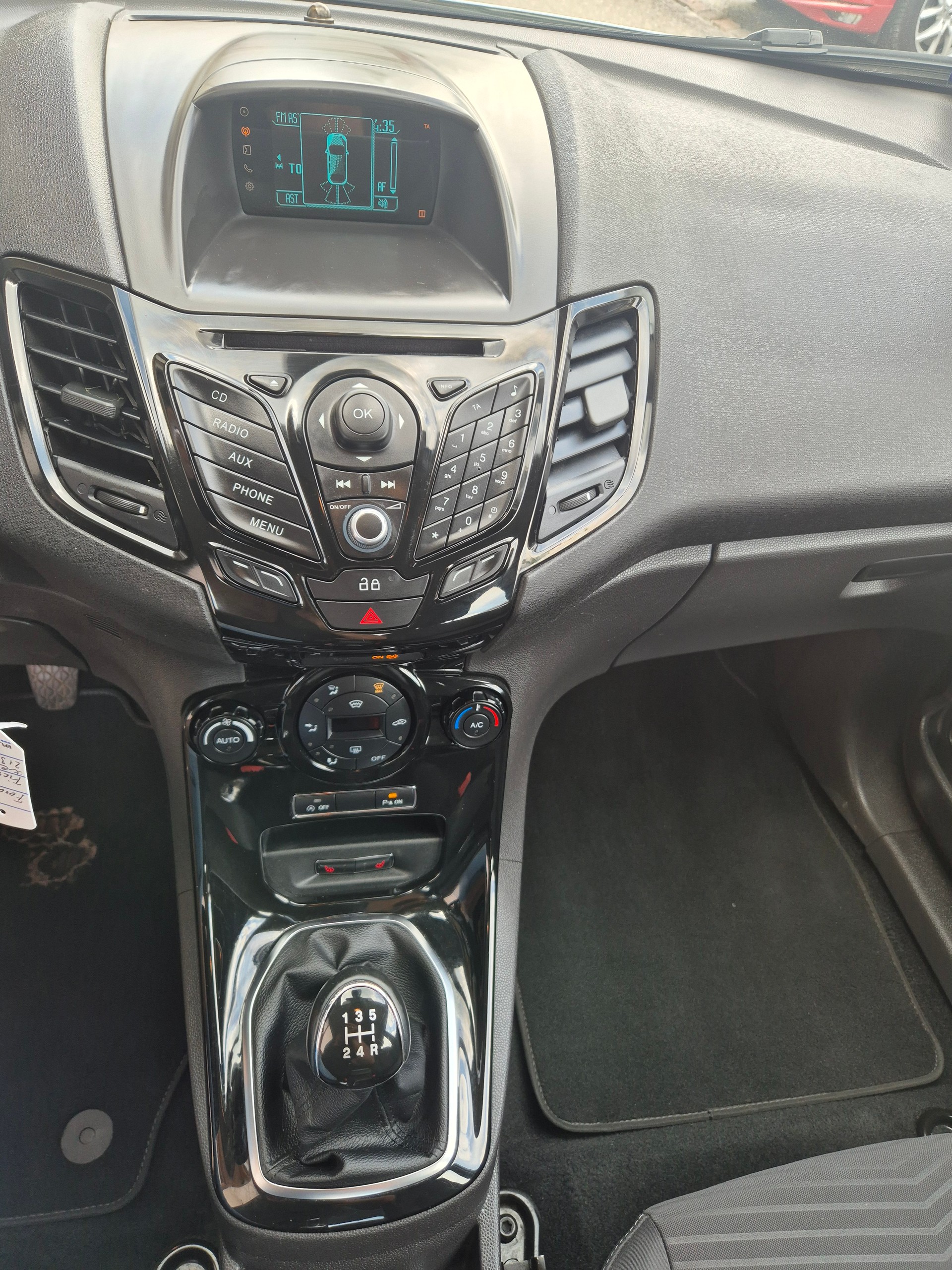 FORD Fiesta 1.0 SCTi Titanium X-image-26
