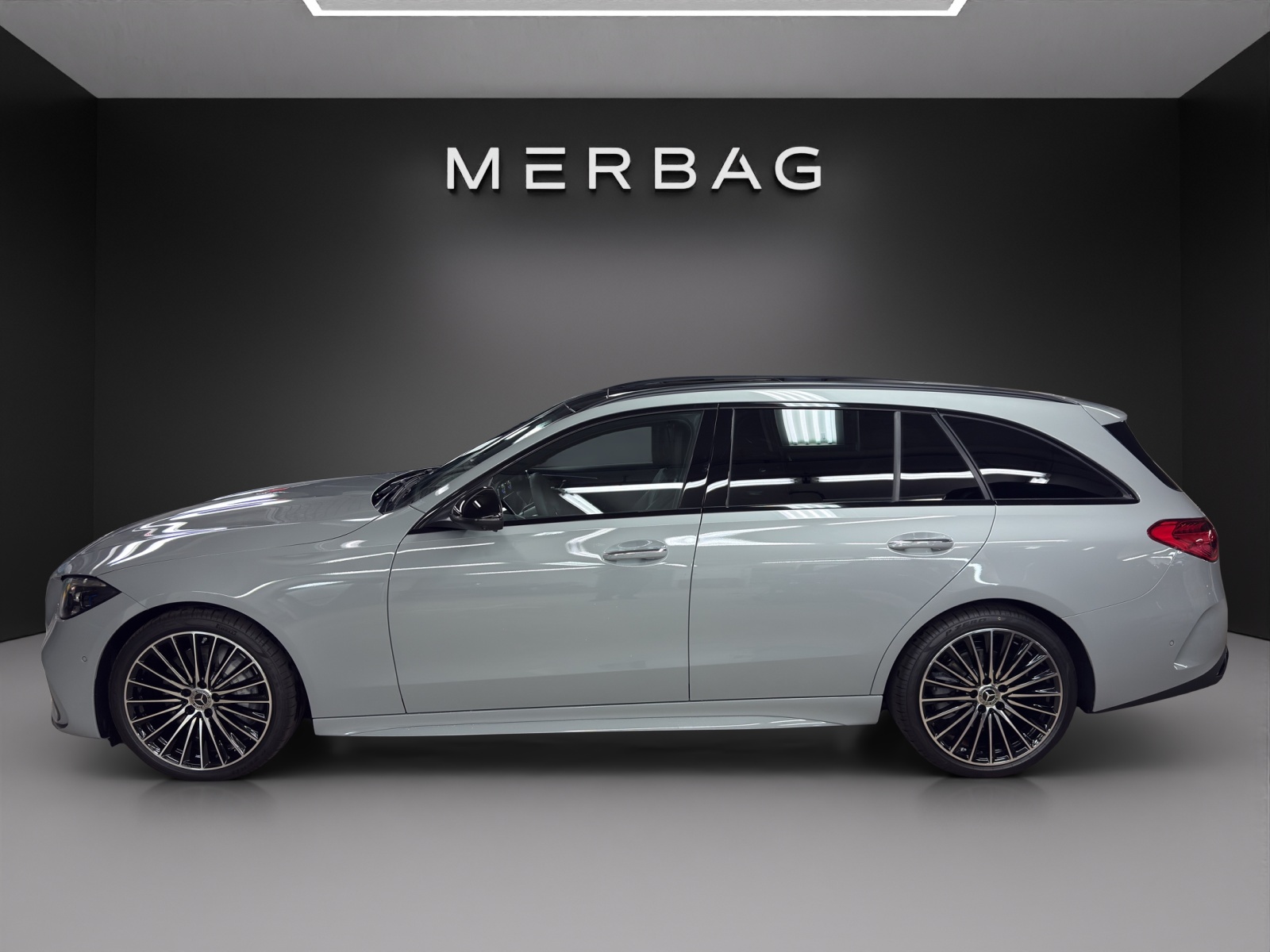 MERCEDES-BENZ C 220 d 4 Matic Swiss Star-image-1