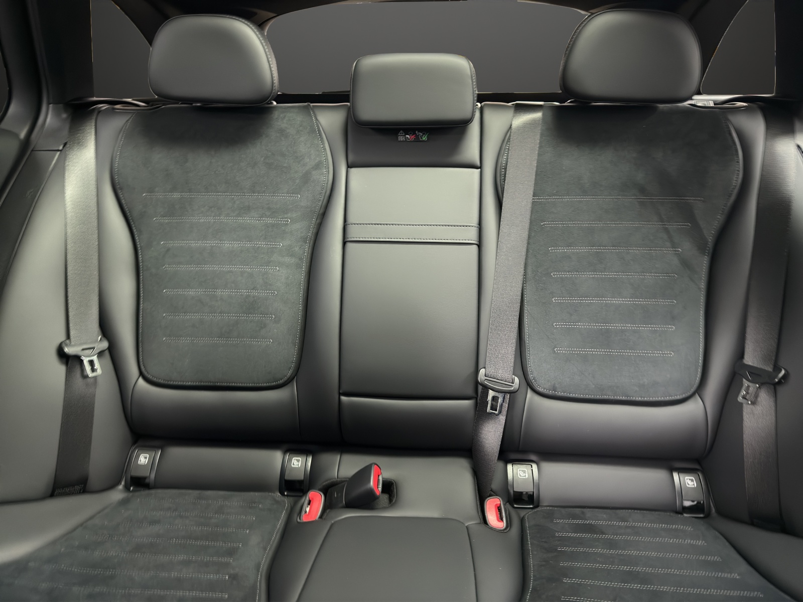 MERCEDES-BENZ C 220 d 4 Matic Swiss Star-image-14