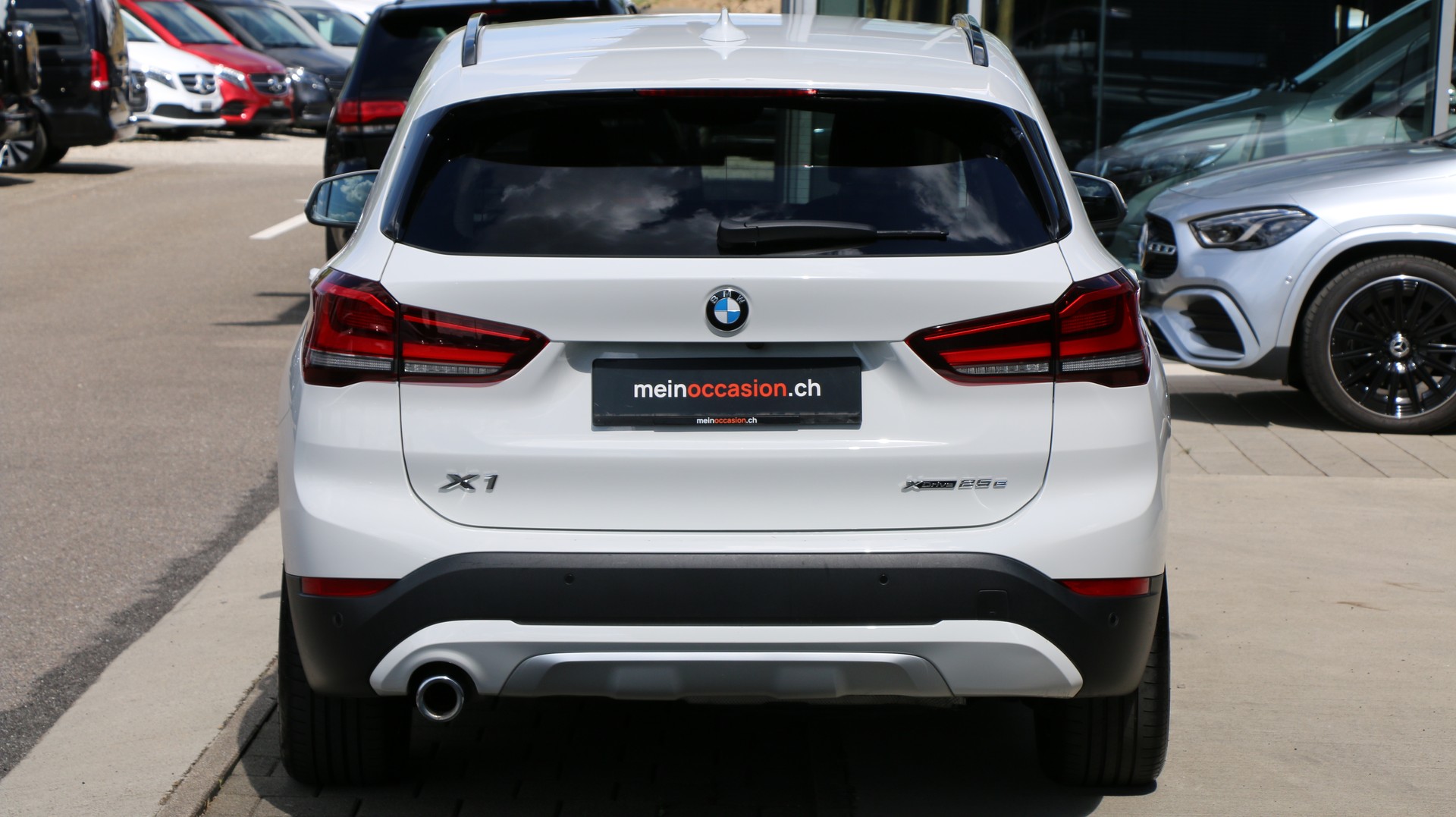 BMW X1 xDrive 25e xLine-image-4