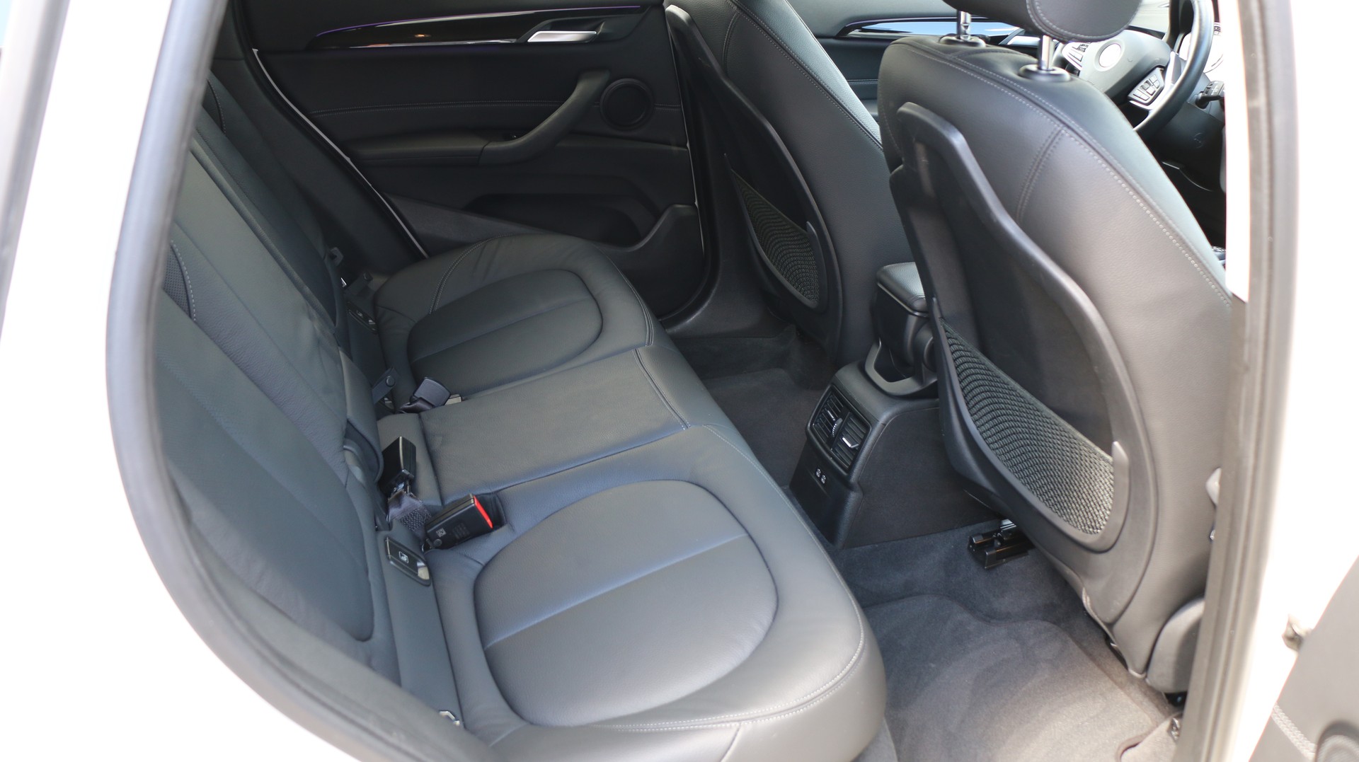 BMW X1 xDrive 25e xLine-image-13