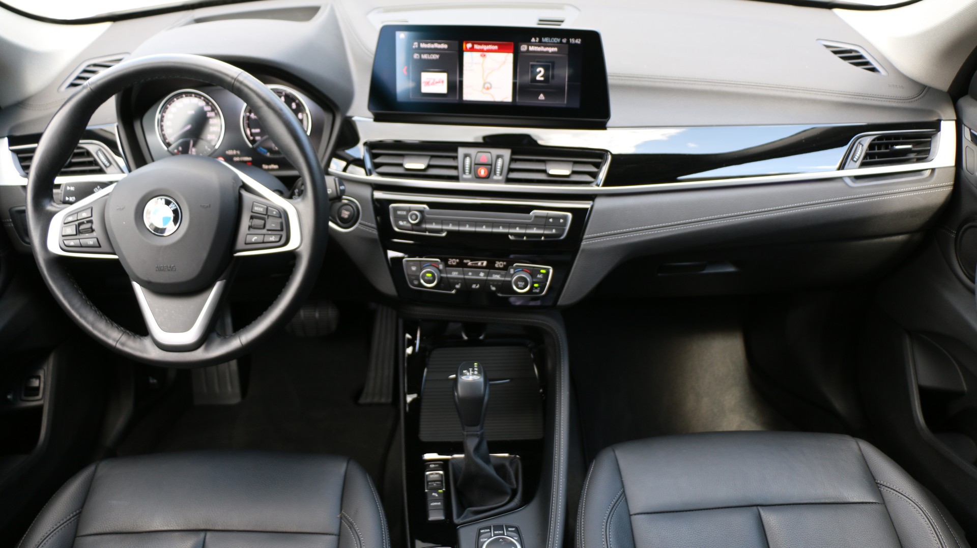 BMW X1 xDrive 25e xLine-image-15