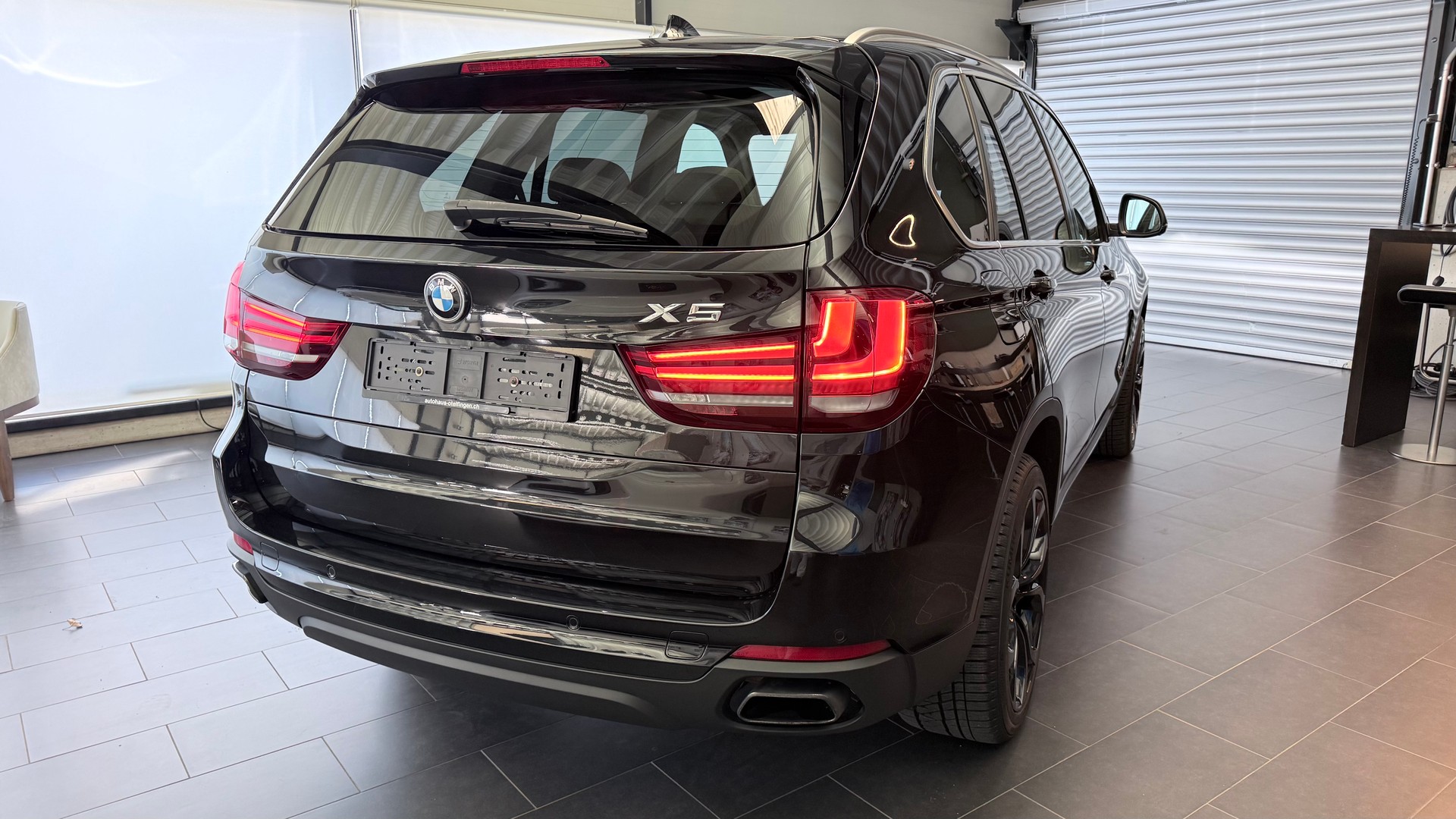 BMW X5 50i xDrive SAG-image-19