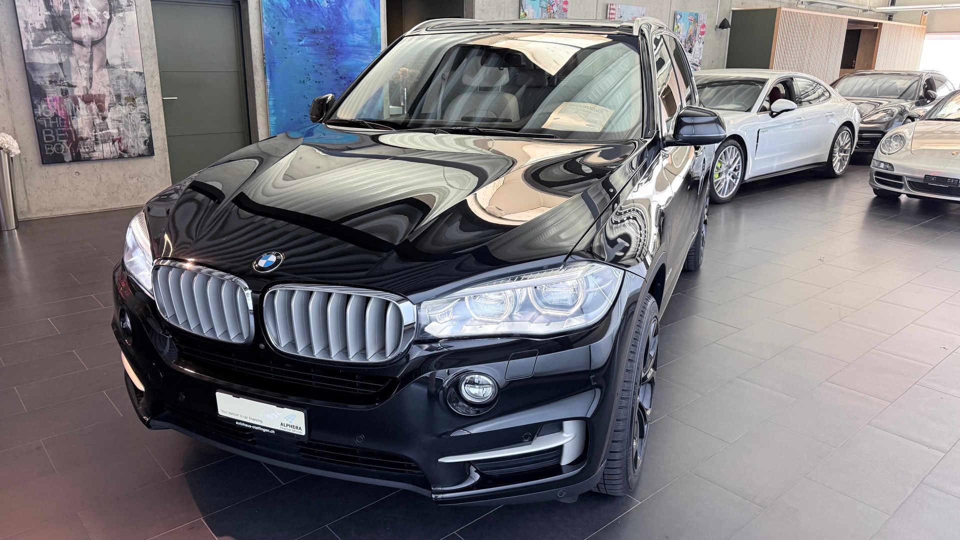 BMW X5 50i xDrive SAG-image-6