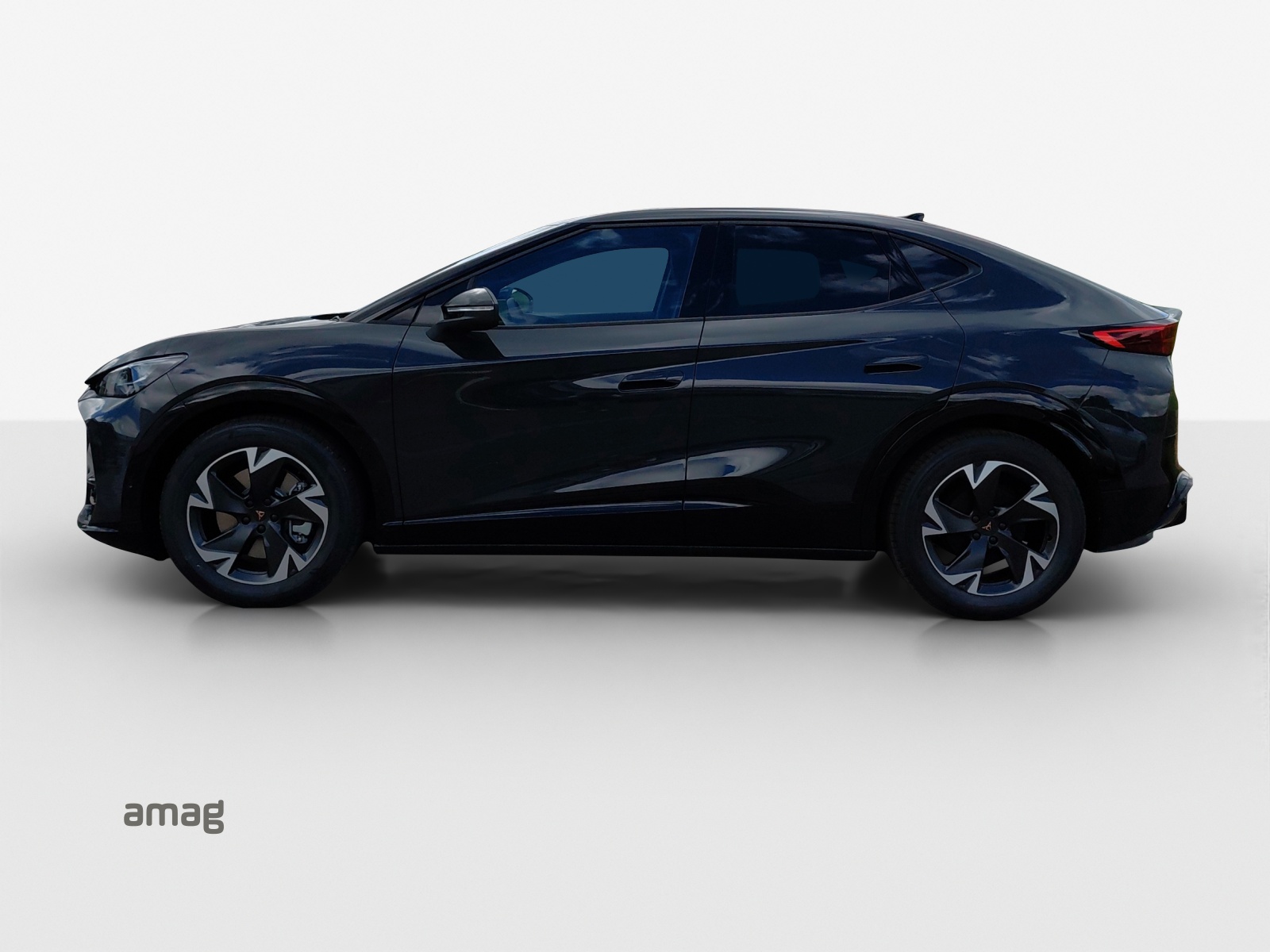 CUPRA Tavascan 77 kWh Edge-image-1