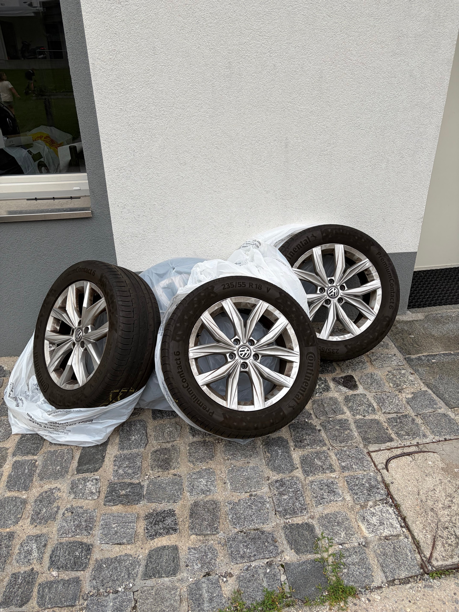 VW Tiguan 2.0 TDI SCR Highline 4Motion-image-13