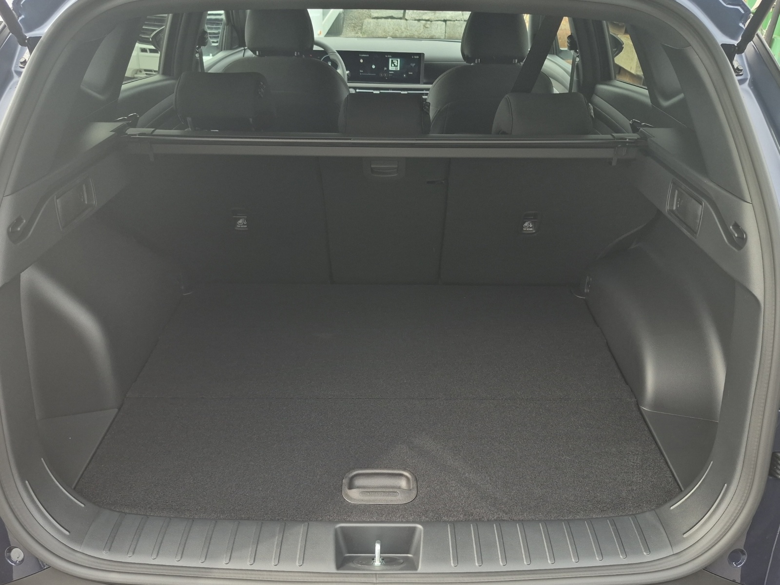 HYUNDAI Tucson 1.6 T-GDi HEV Black Line 4WD-image-9
