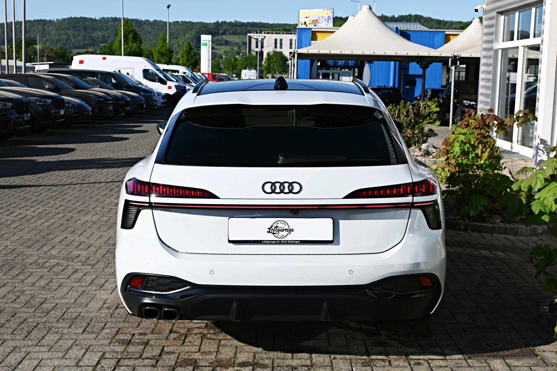 AUDI A6 Avant 40 TDI S-Line Plus Black S tronic-showroom-element-3